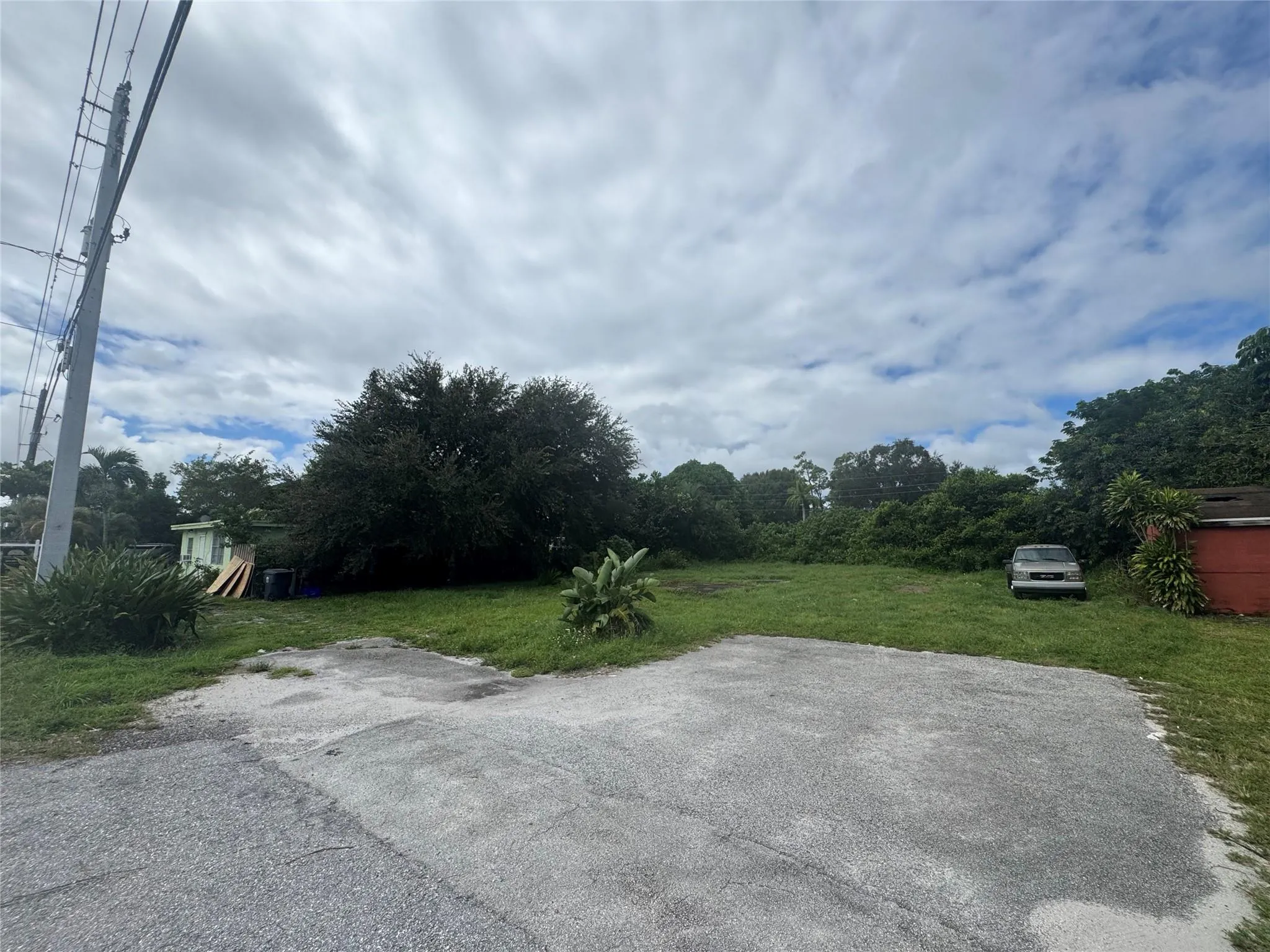 4097 S Haverhill Rd