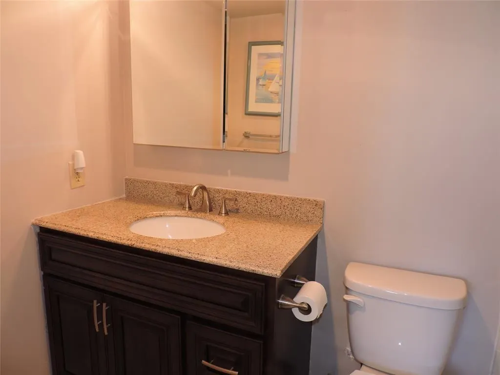 441 SE 3rd St, #307