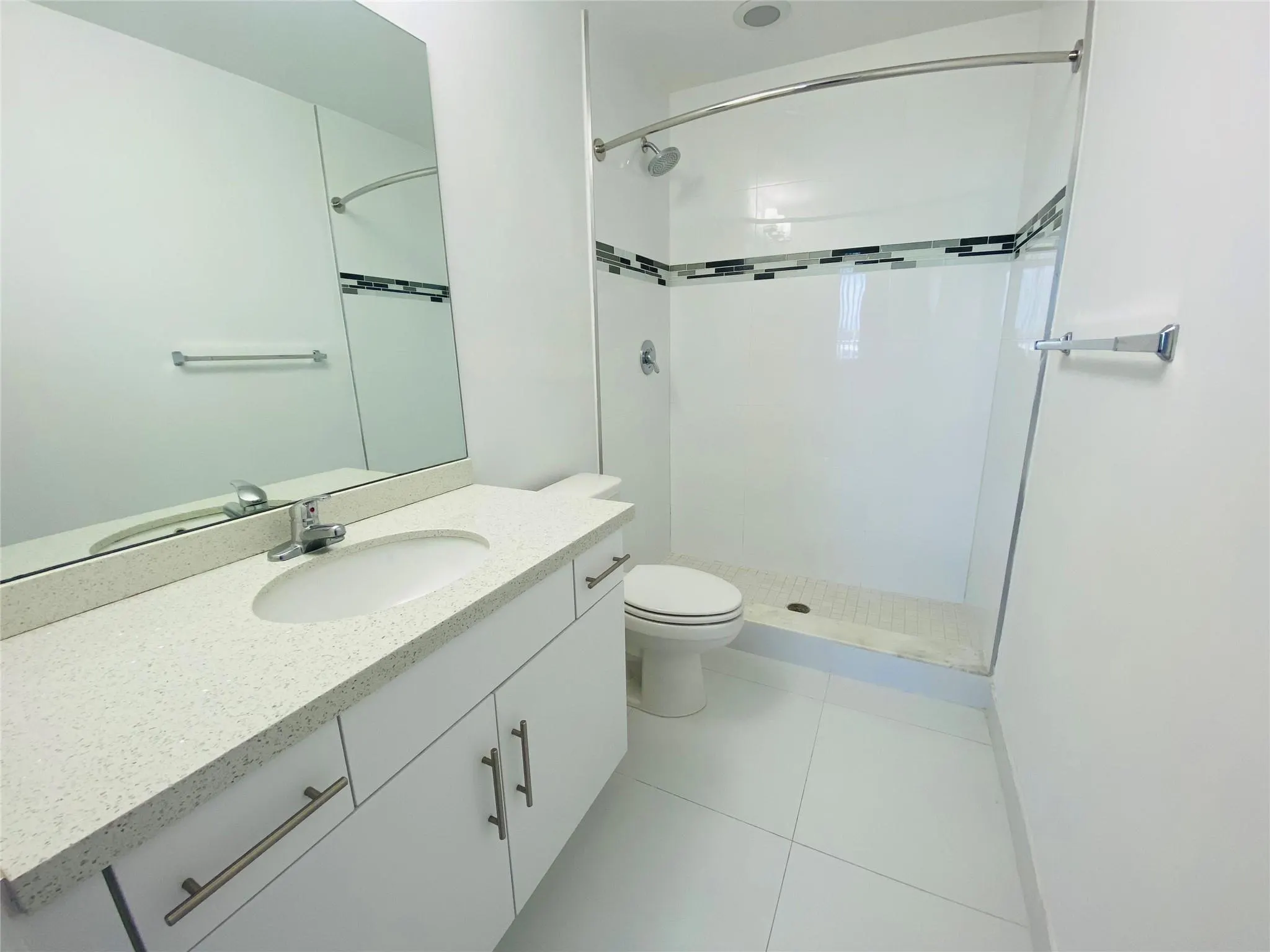 2651 NE 212th Ter, #302