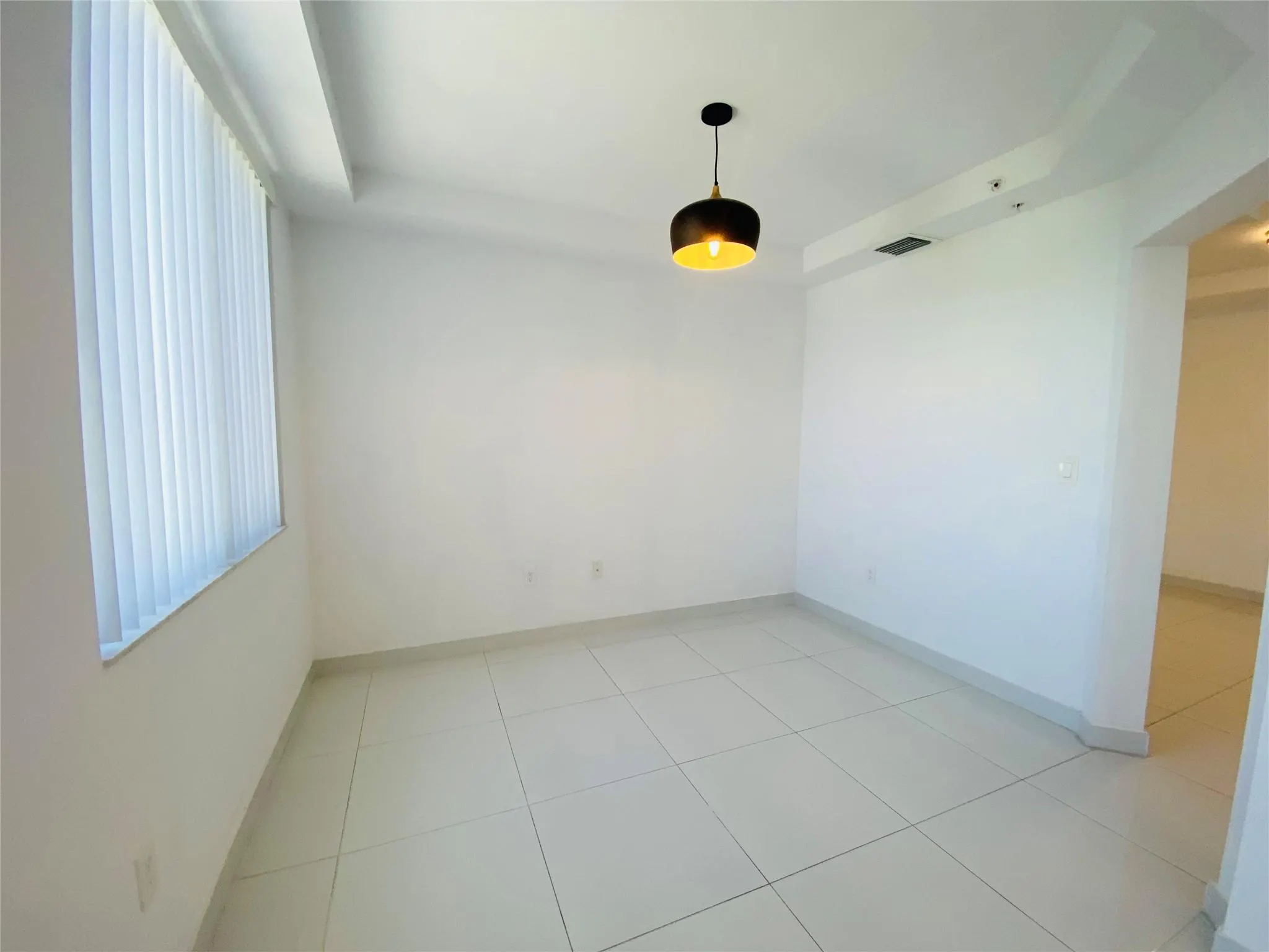 2651 NE 212th Ter, #302