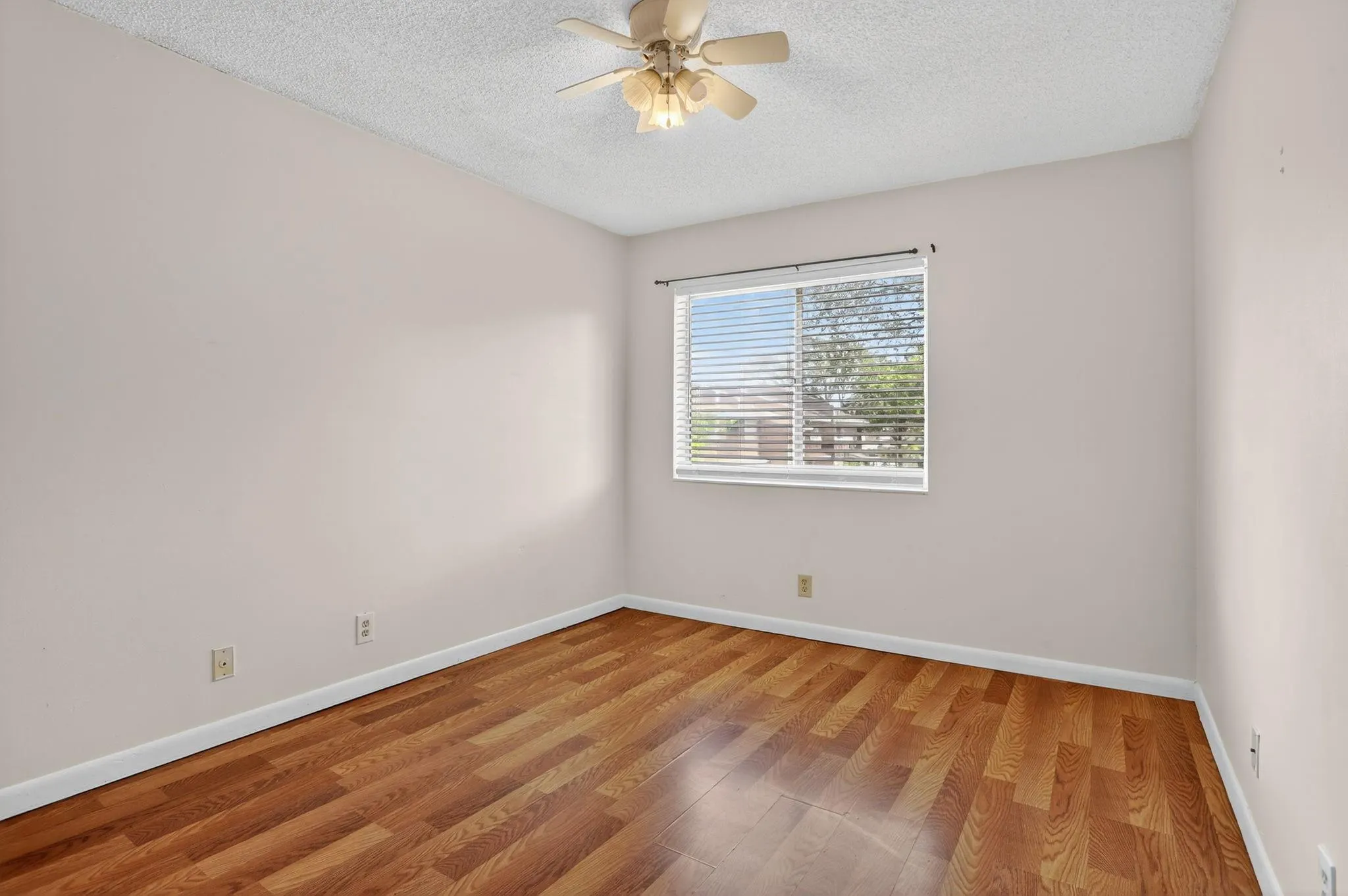1343 Sussex Dr
