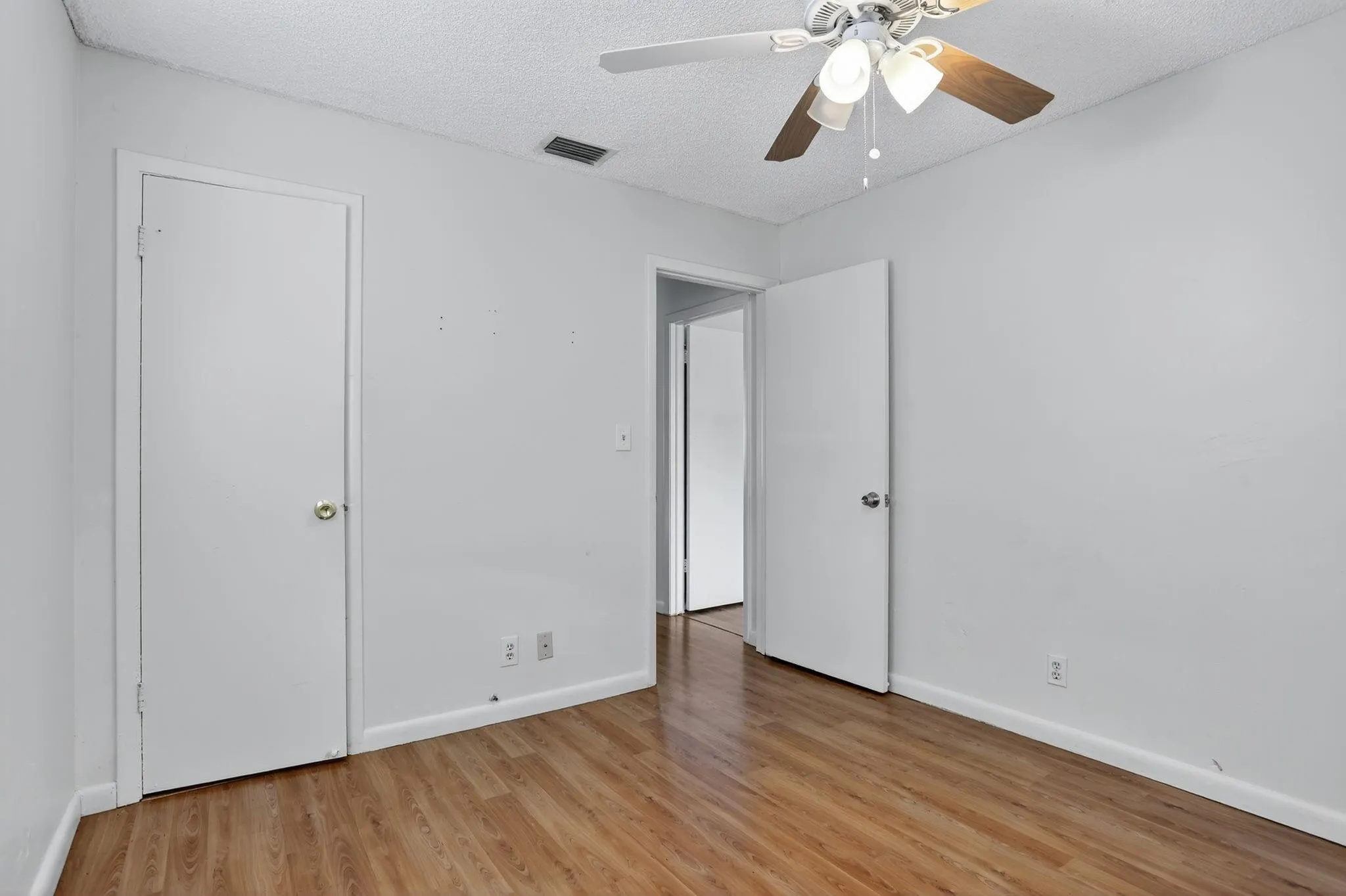 1343 Sussex Dr