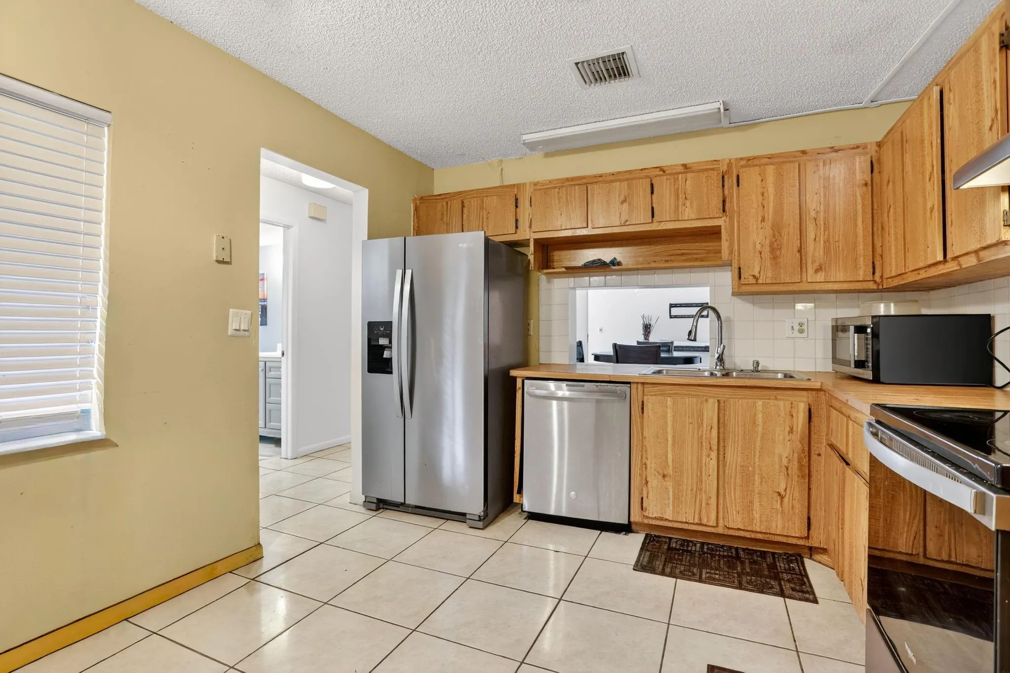 1343 Sussex Dr