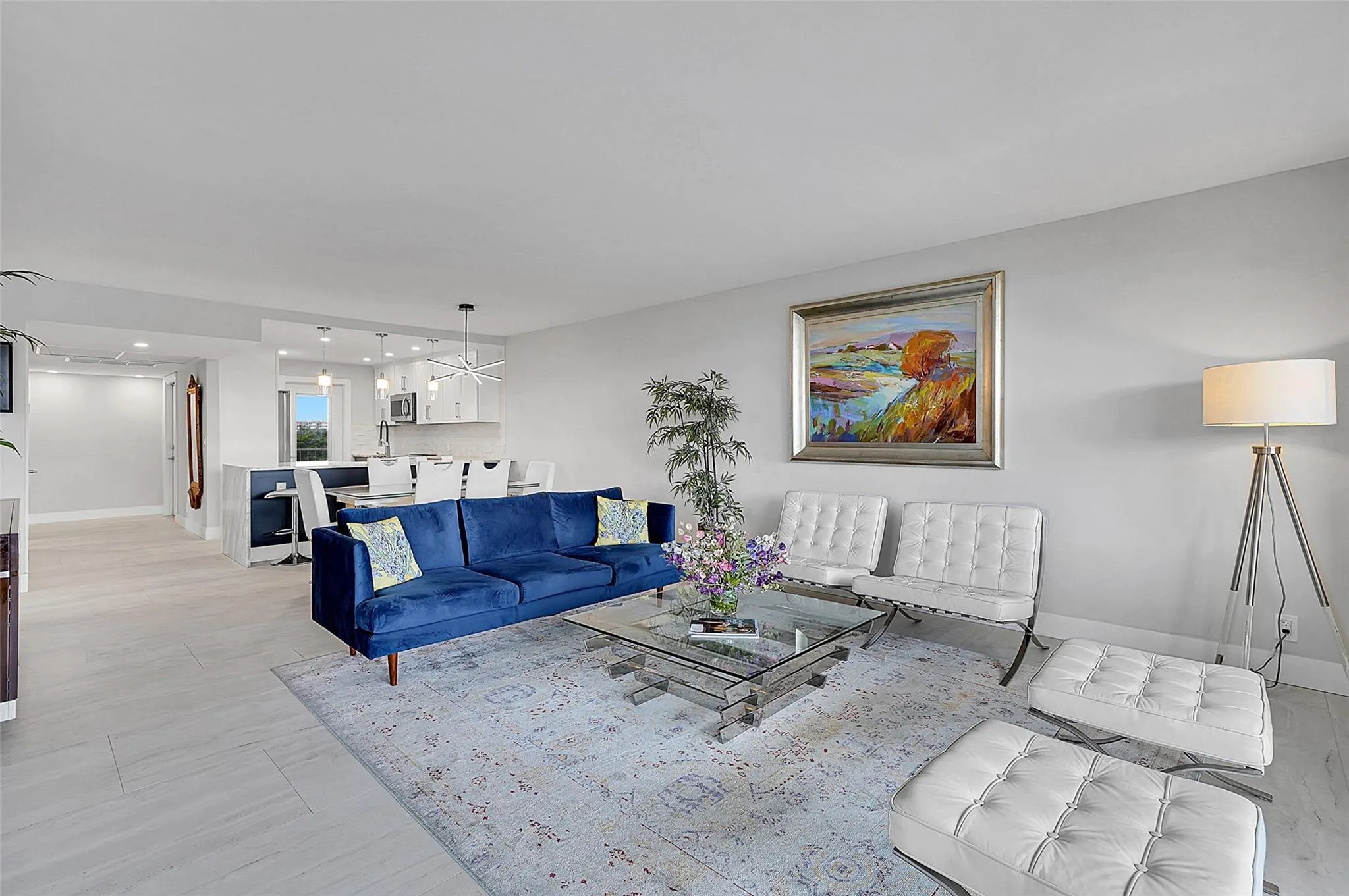 3051 N Course Dr, #601