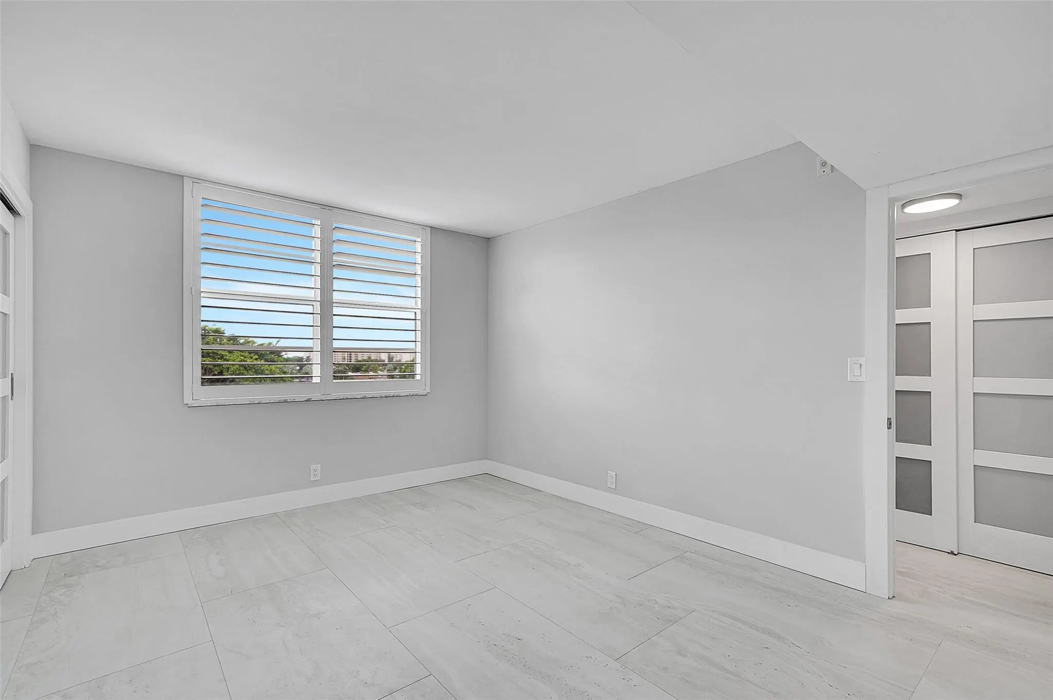 3051 N Course Dr, #601