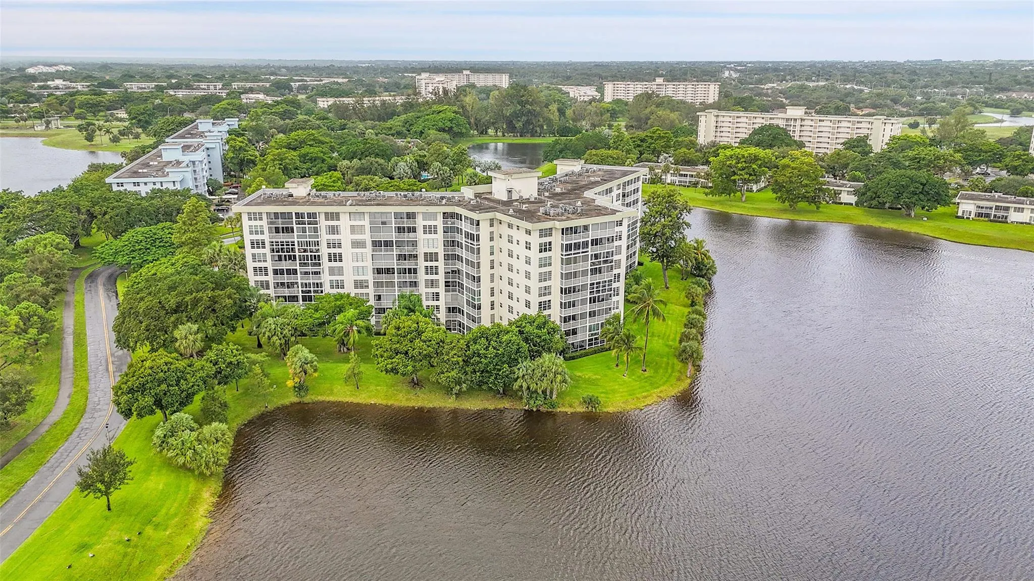 3051 N Course Dr, #601