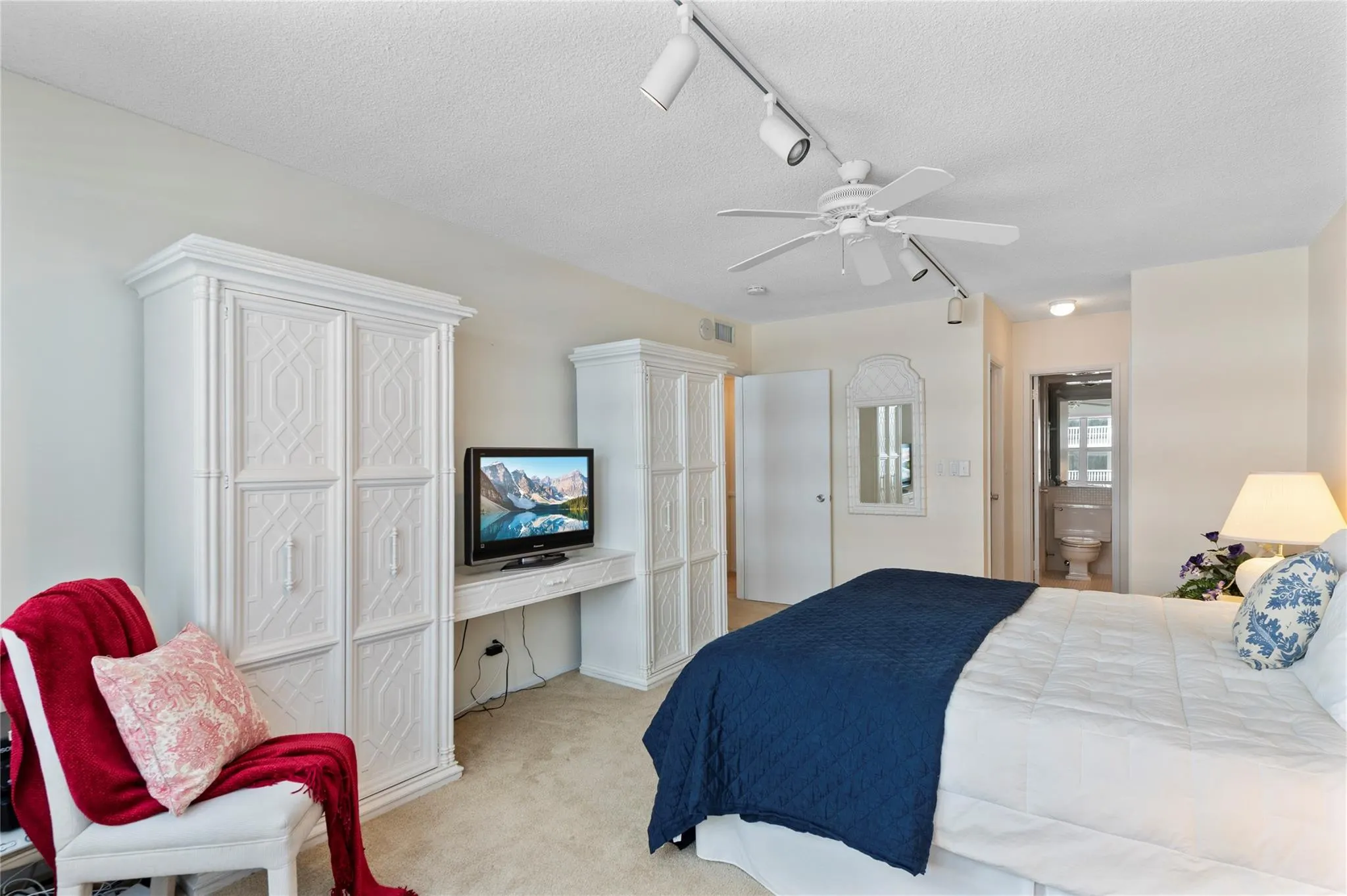 4010 Galt Ocean Dr, #802