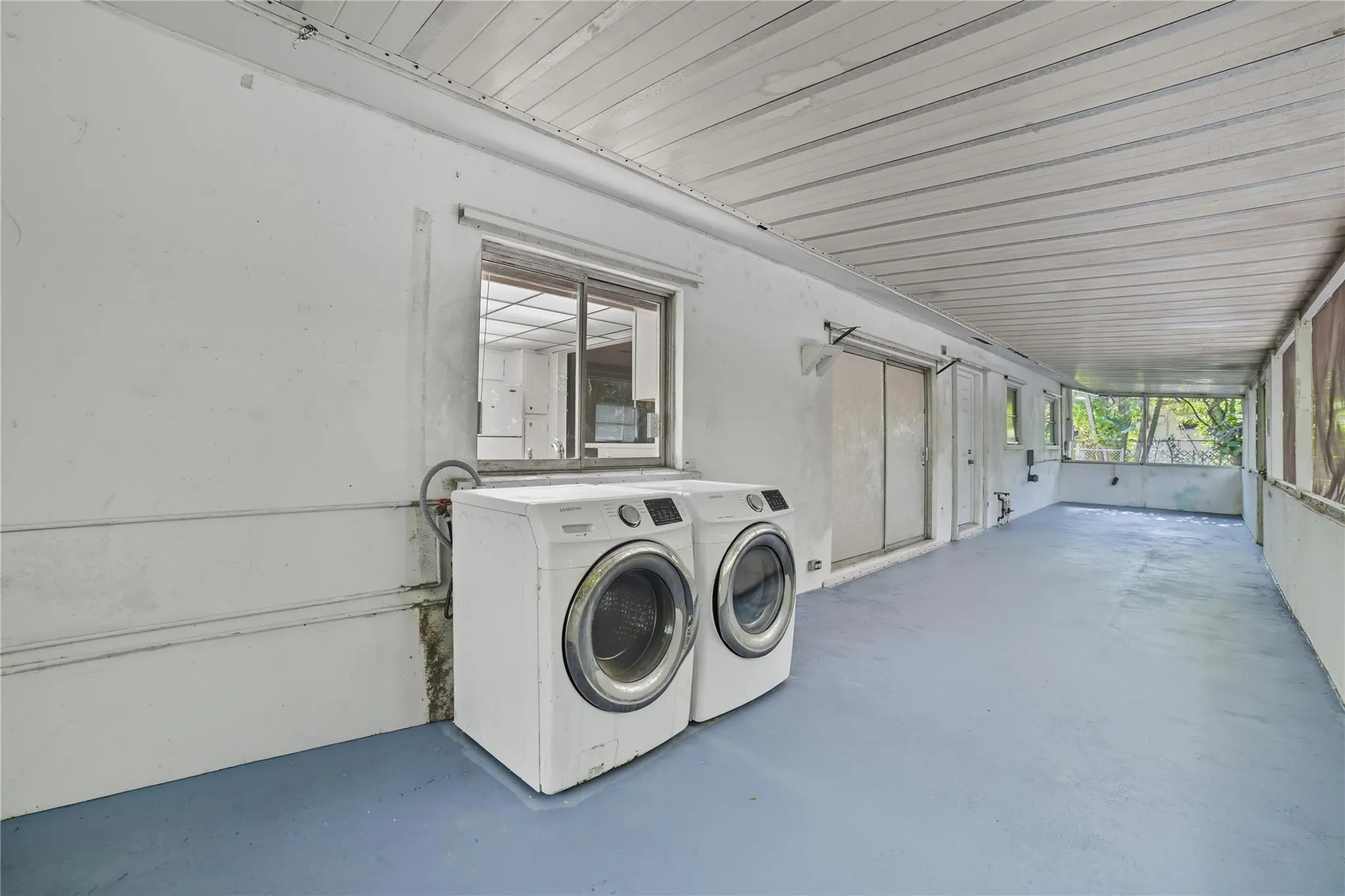 304 NE 20th St