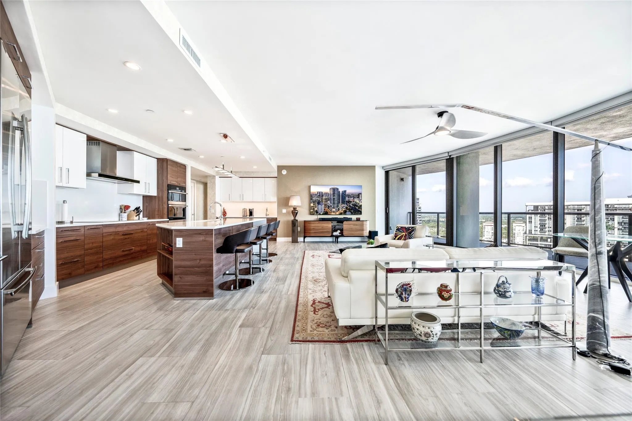 100 E Las Olas Blvd, #3403