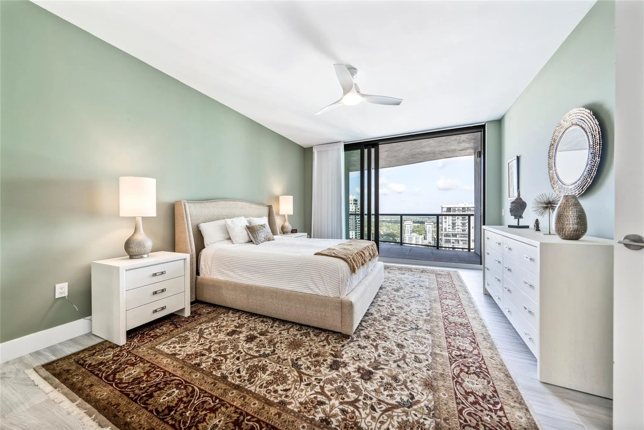 100 E Las Olas Blvd, #3403