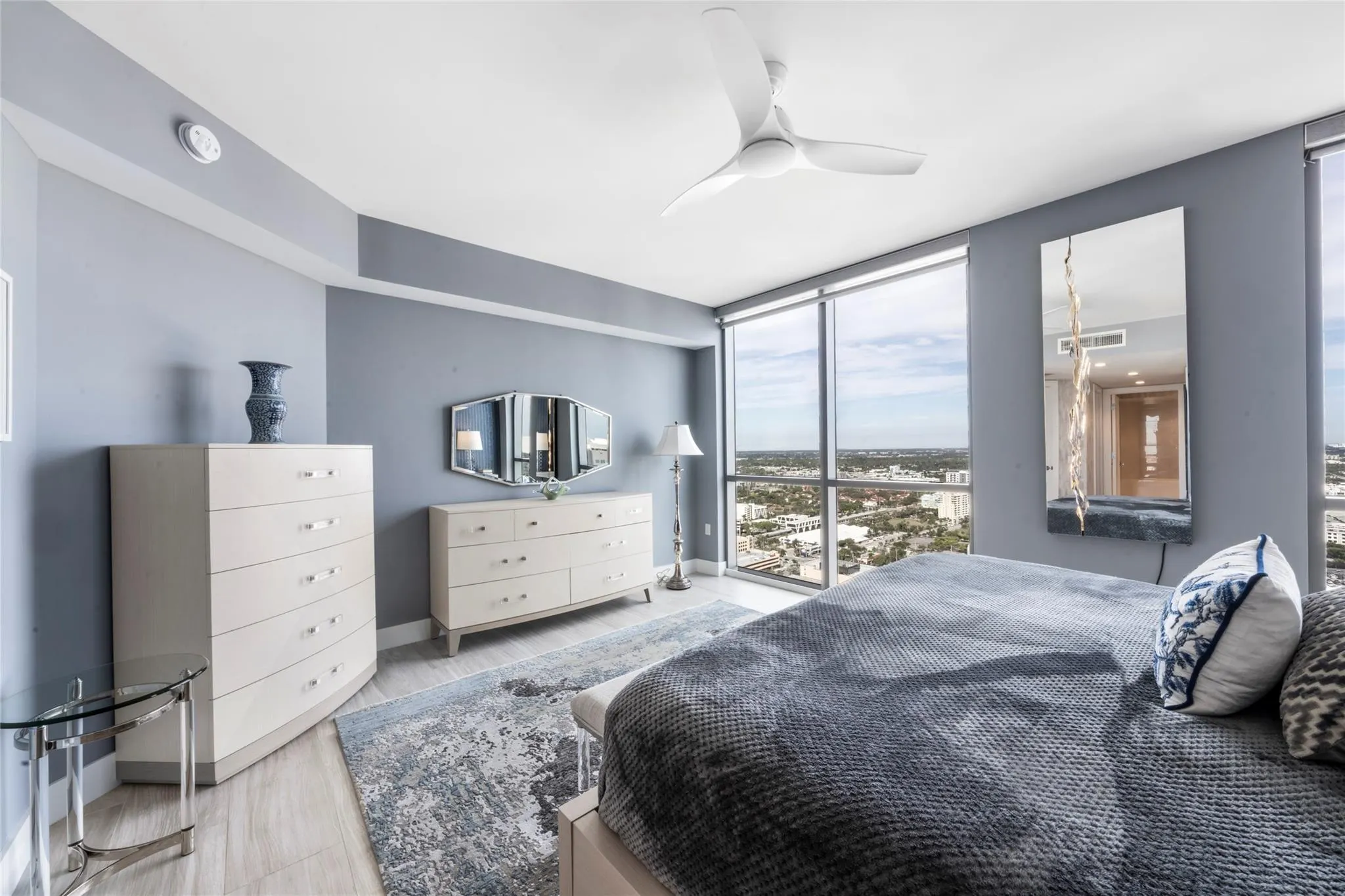 100 E Las Olas Blvd, #3403