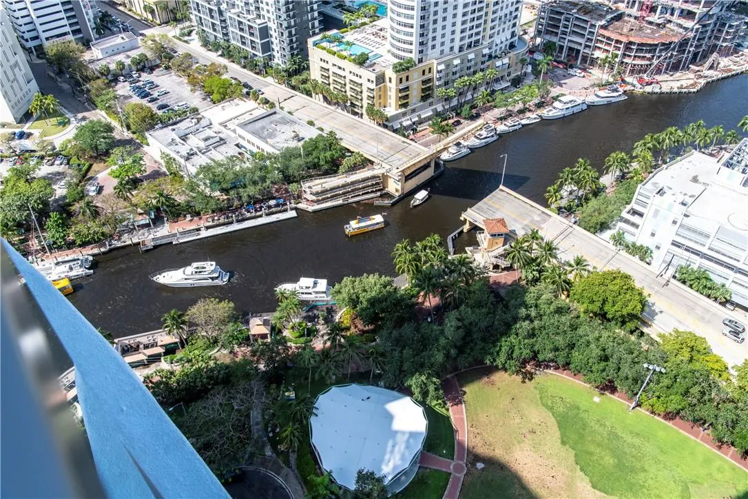 100 E Las Olas Blvd, #3403