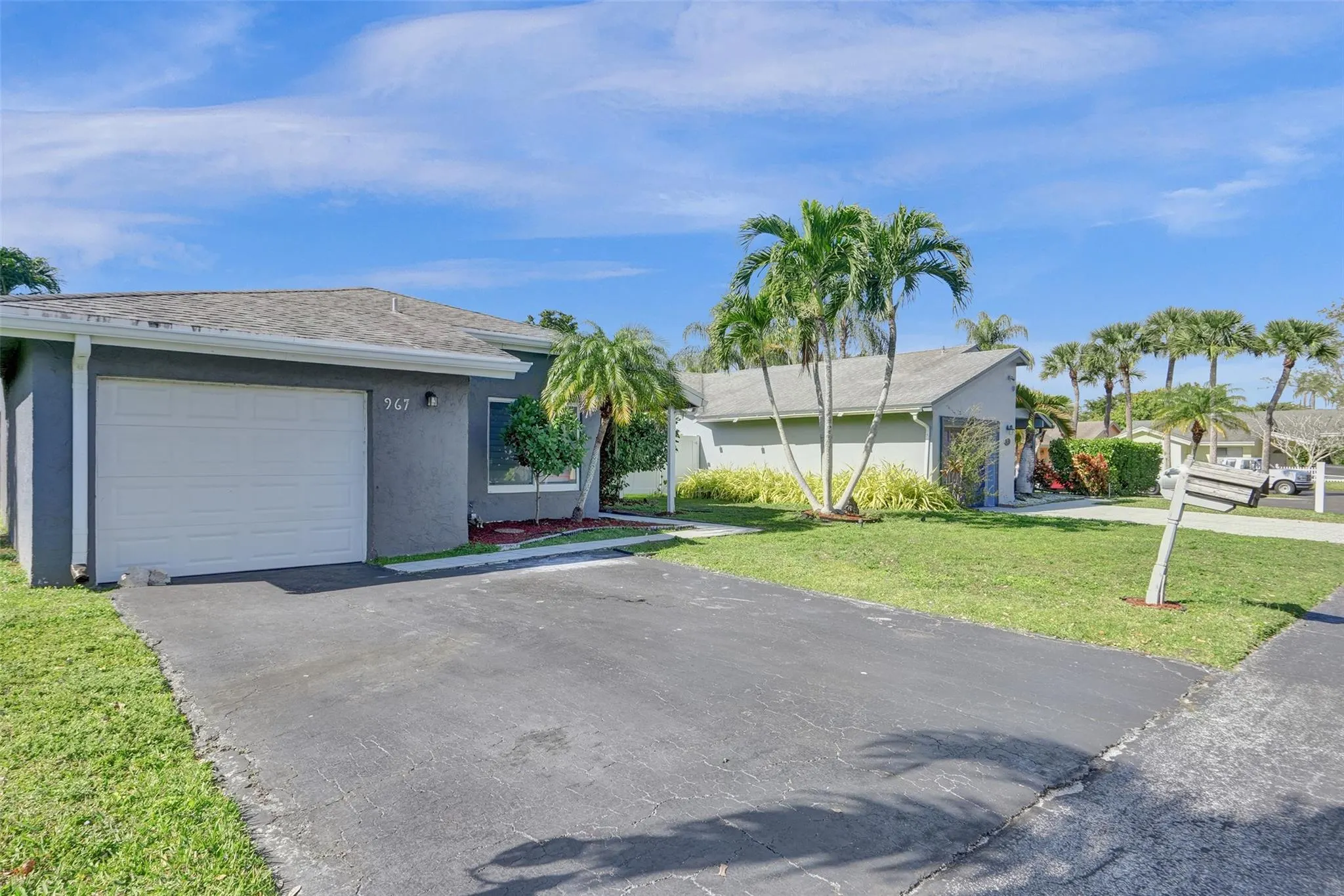 967 NW 89th Ave