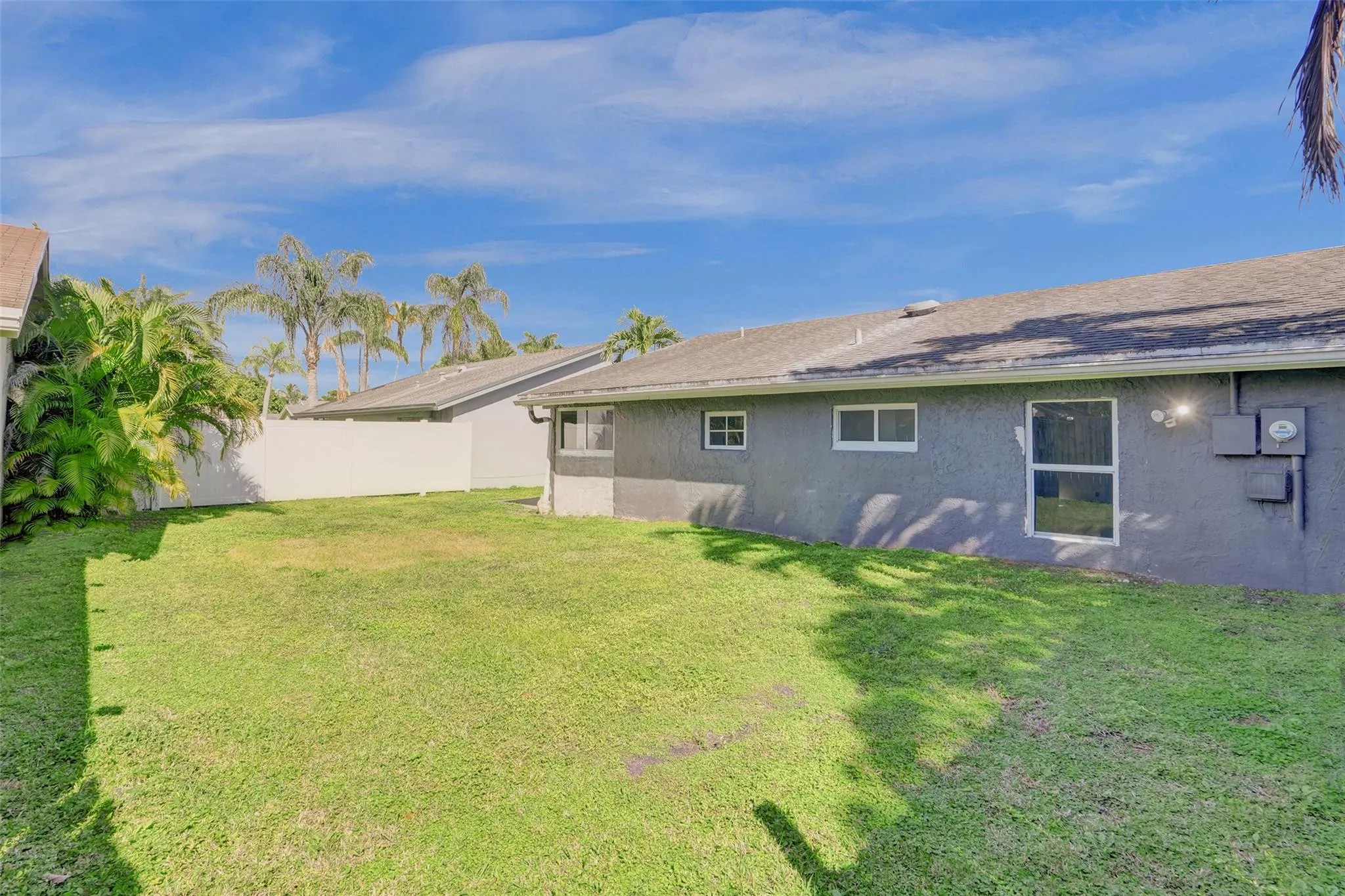 967 NW 89th Ave