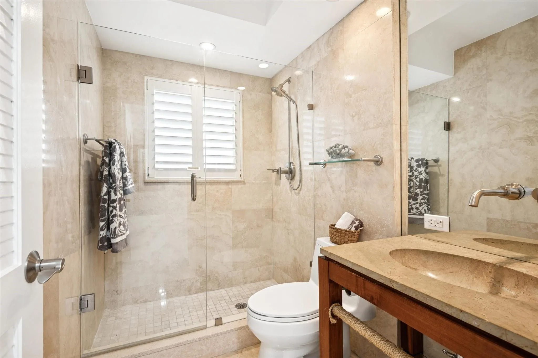 215 N Birch Rd, #2A