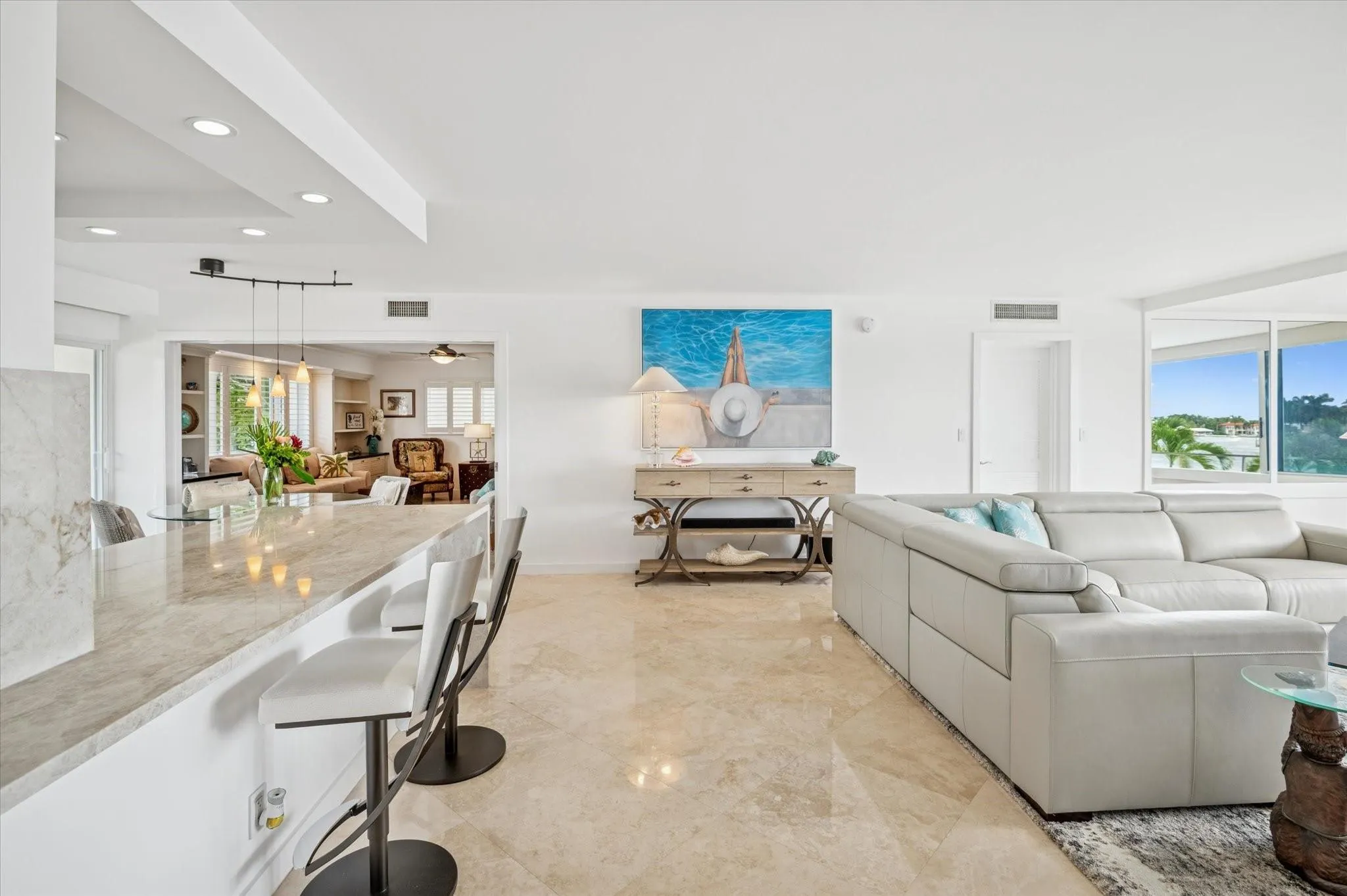 215 N Birch Rd, #2A