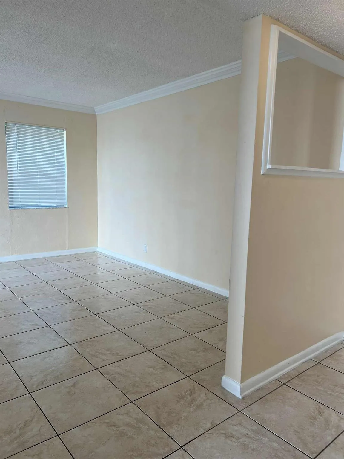 104 SE 10th St, #101