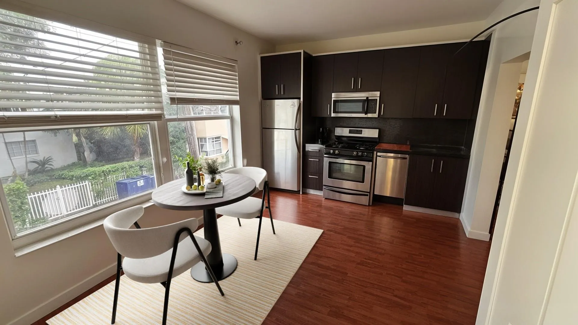 1320 Drexel Ave, #208