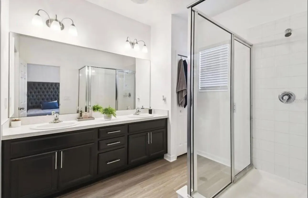 4259 Gumbo Limbo Dr.