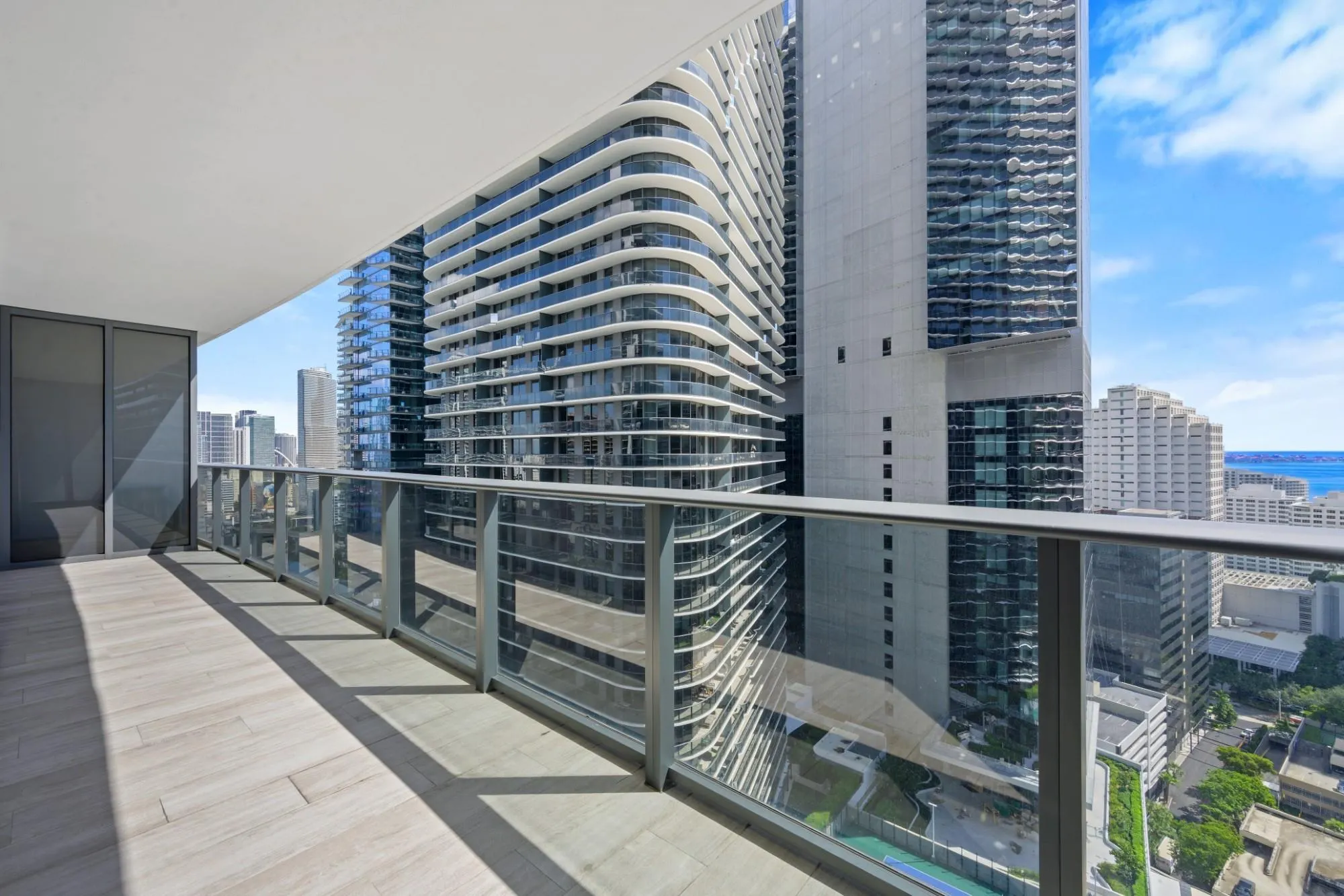 45 SW 9th St, #2602