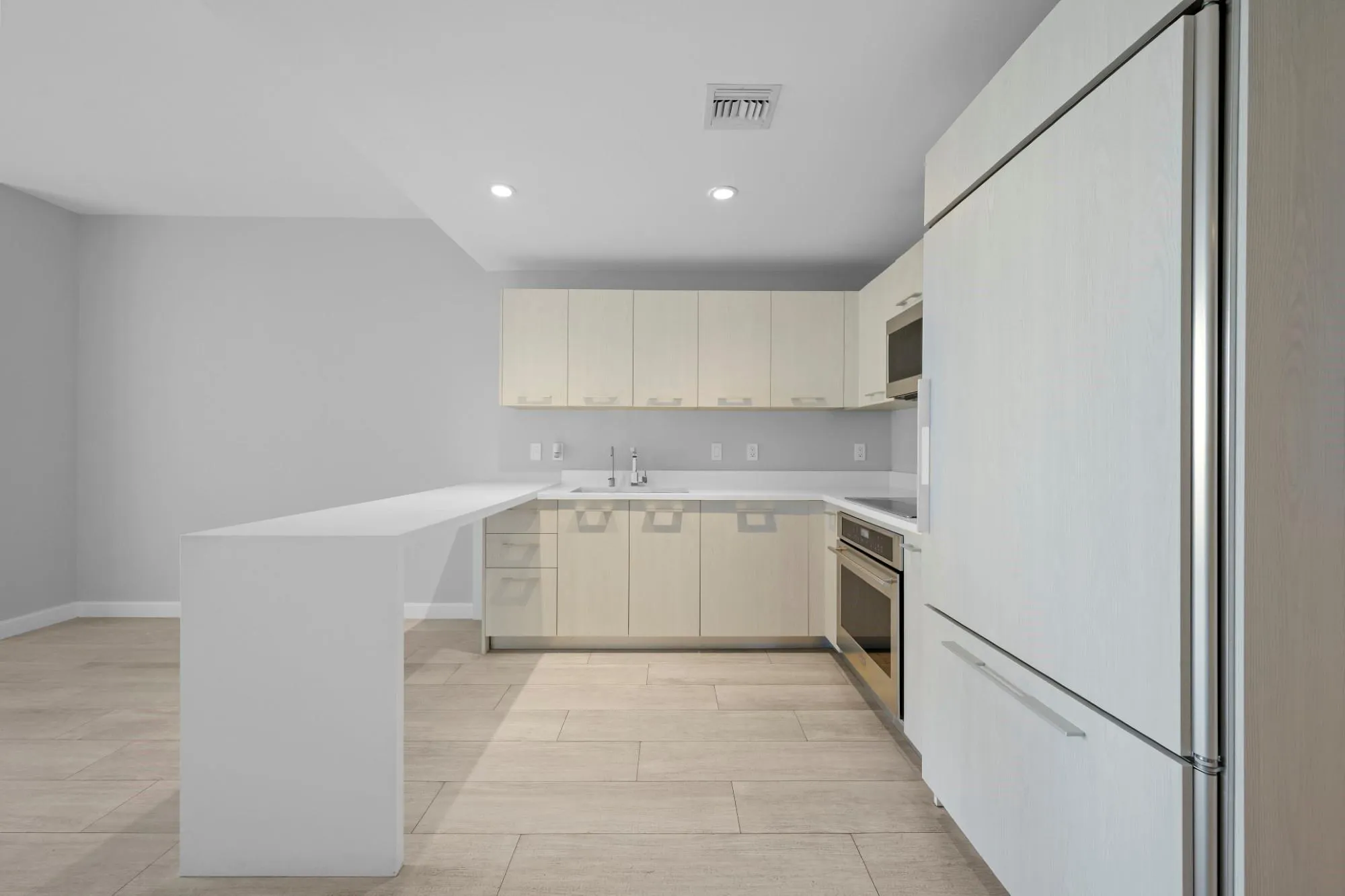 45 SW 9th St, #2602