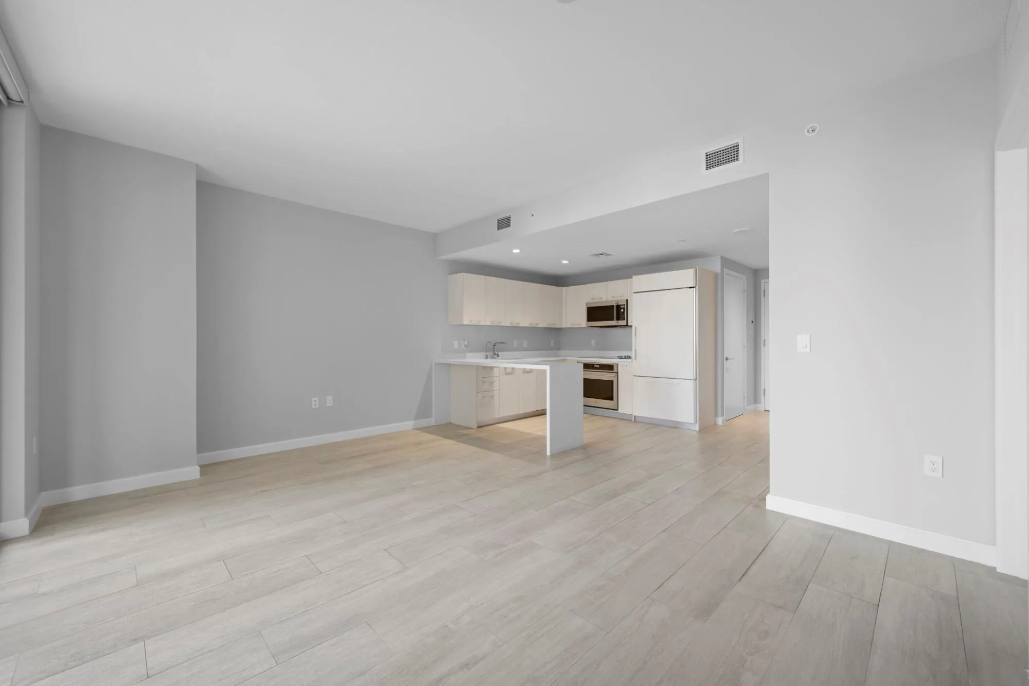 45 SW 9th St, #2602