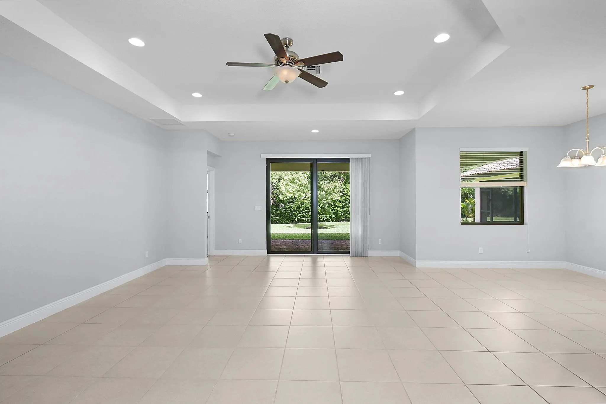 5915 SE Entry Ct