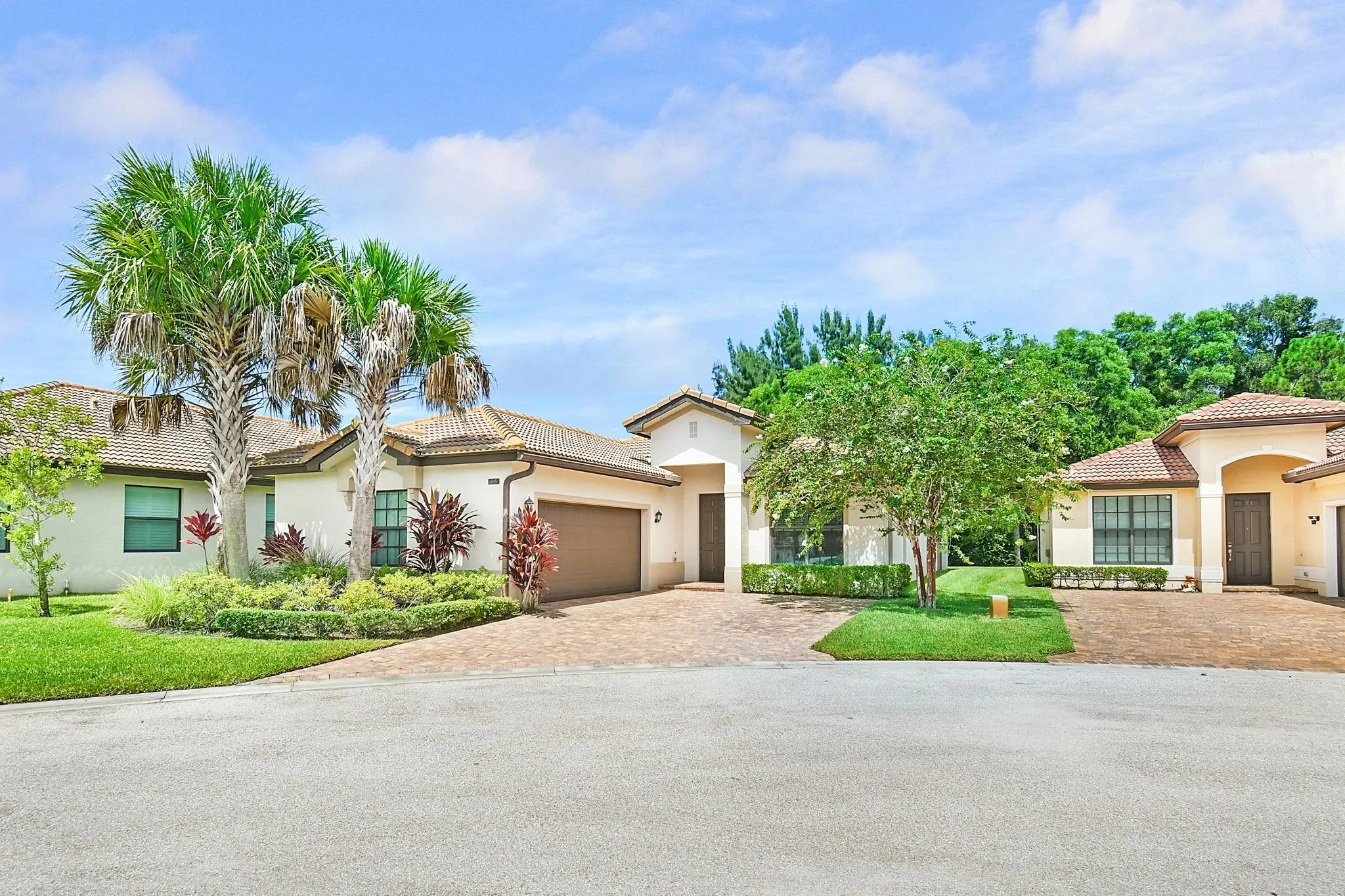 5915 SE Entry Ct
