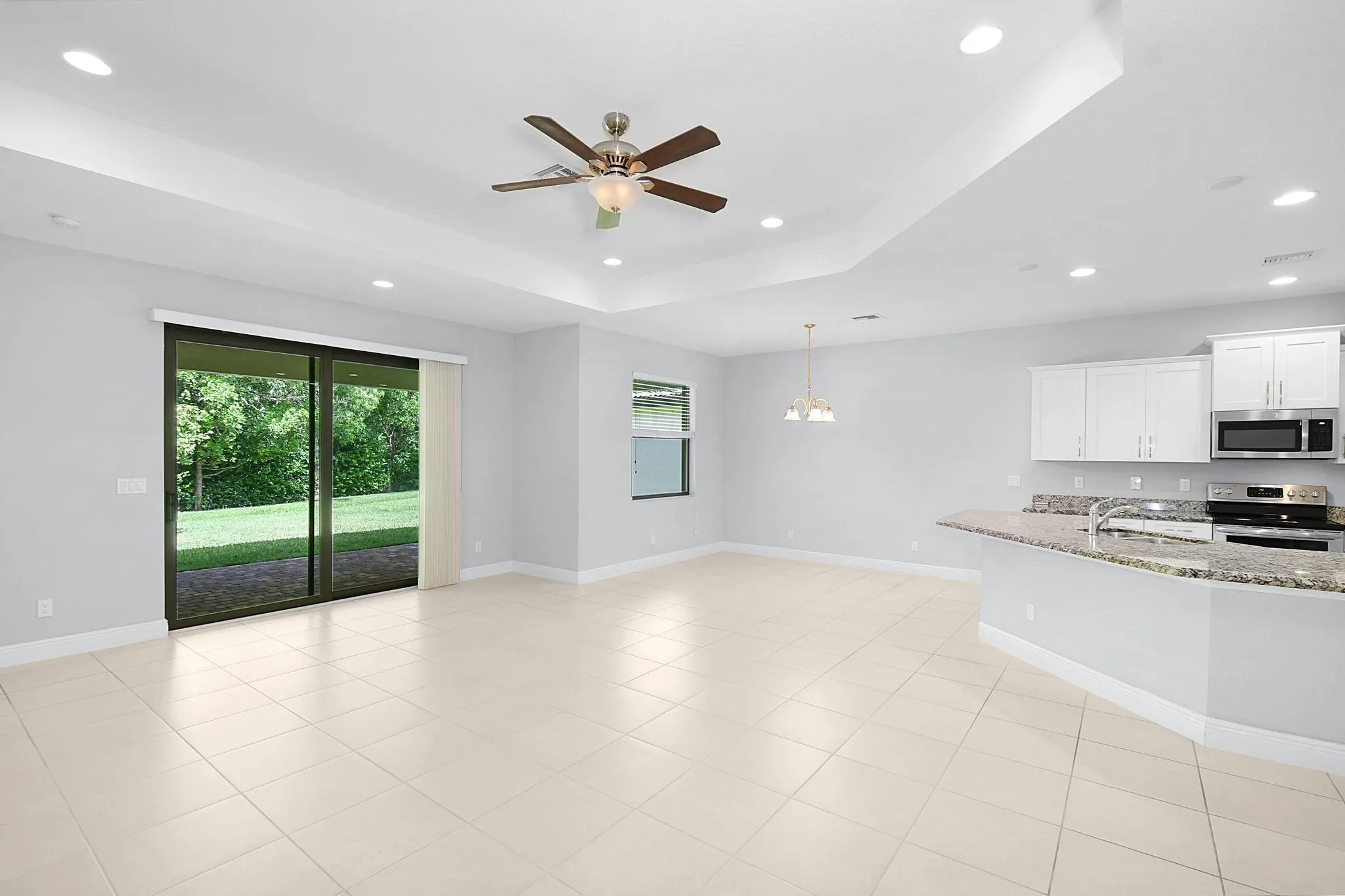 5915 SE Entry Ct
