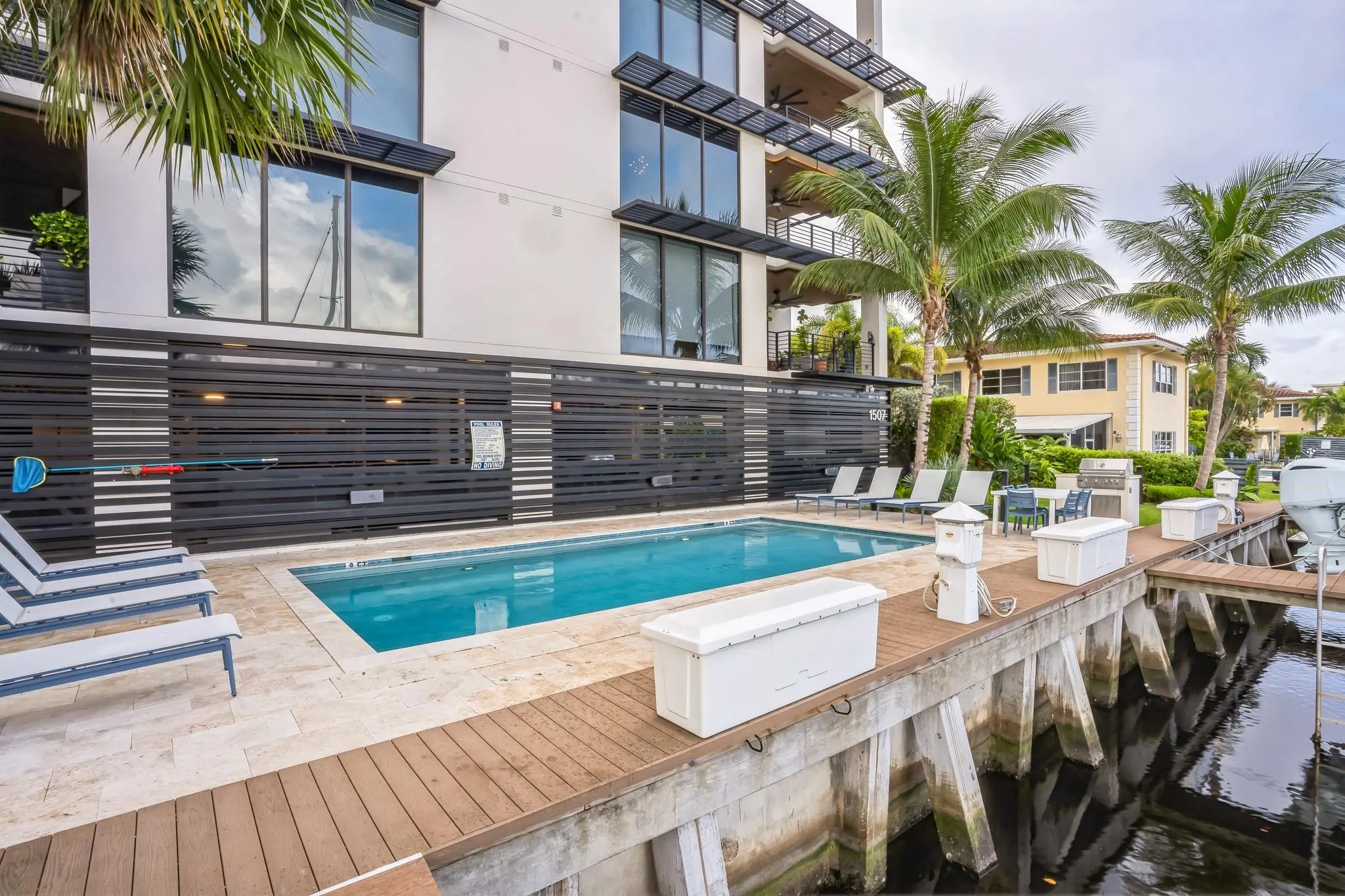 1507 SE 15th Street, #302