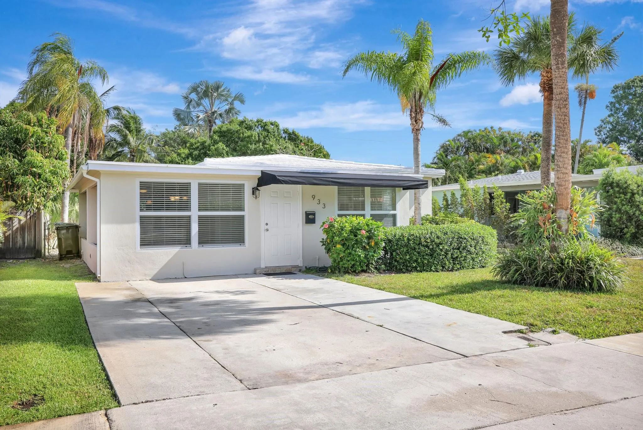 933 SW 19th St