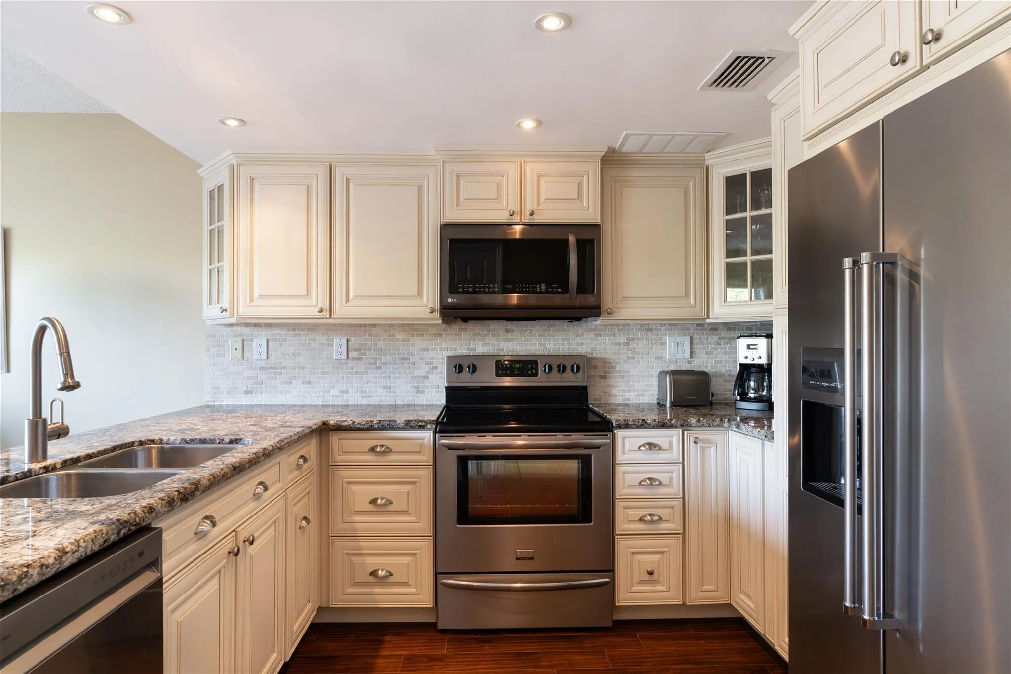 5555 N Ocean Blvd, #11