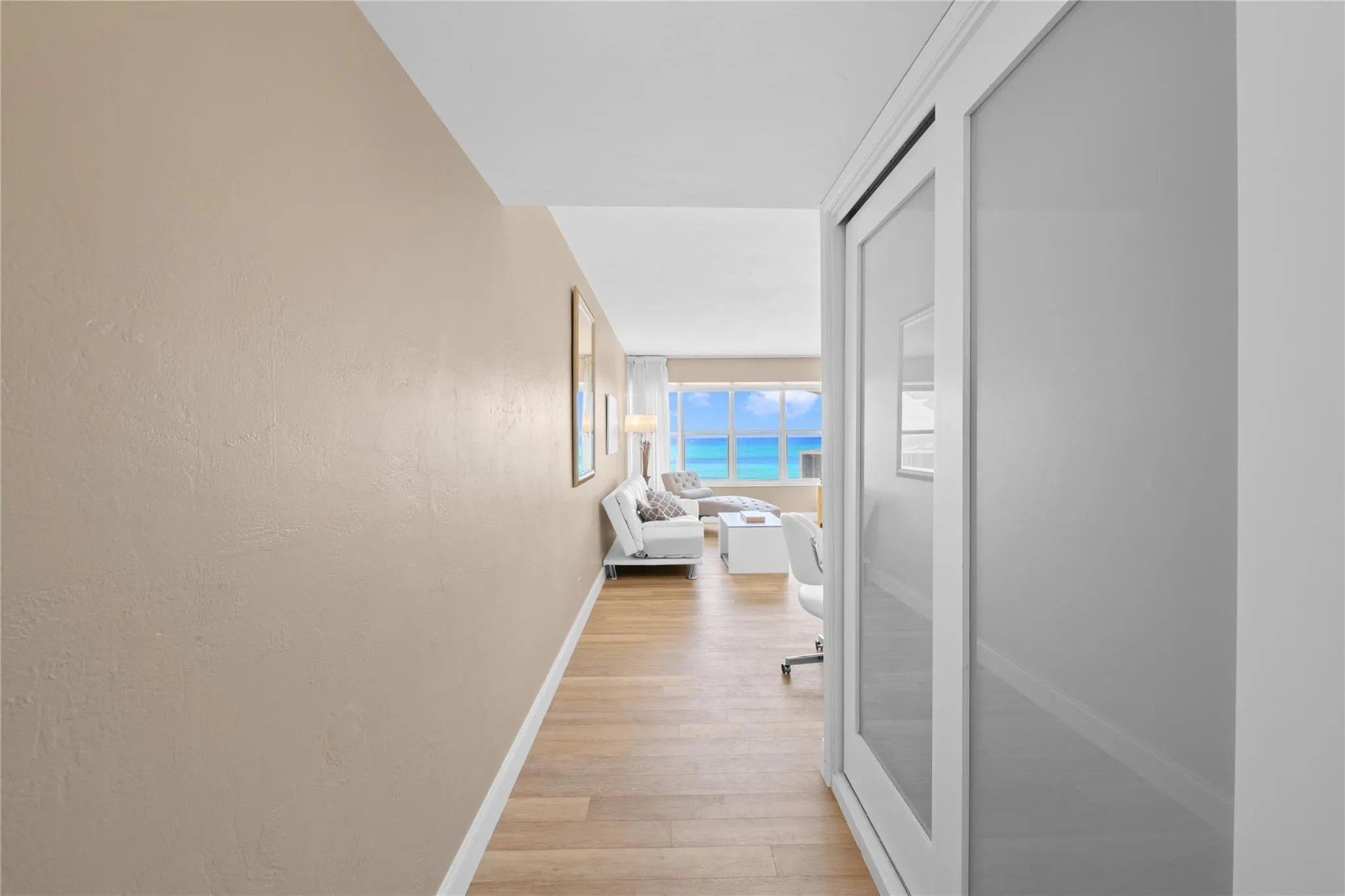 3700 Galt Ocean Dr, #702