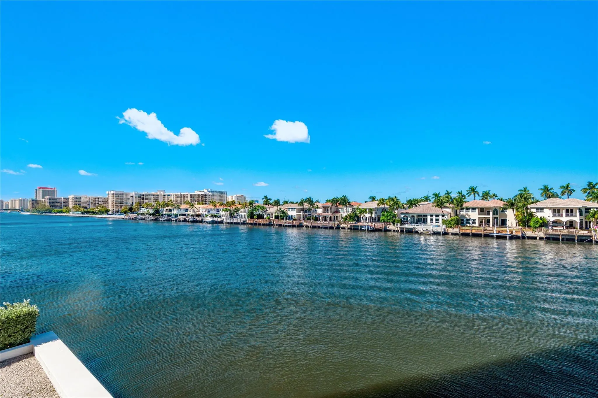 1600 S Ocean Dr, #3B