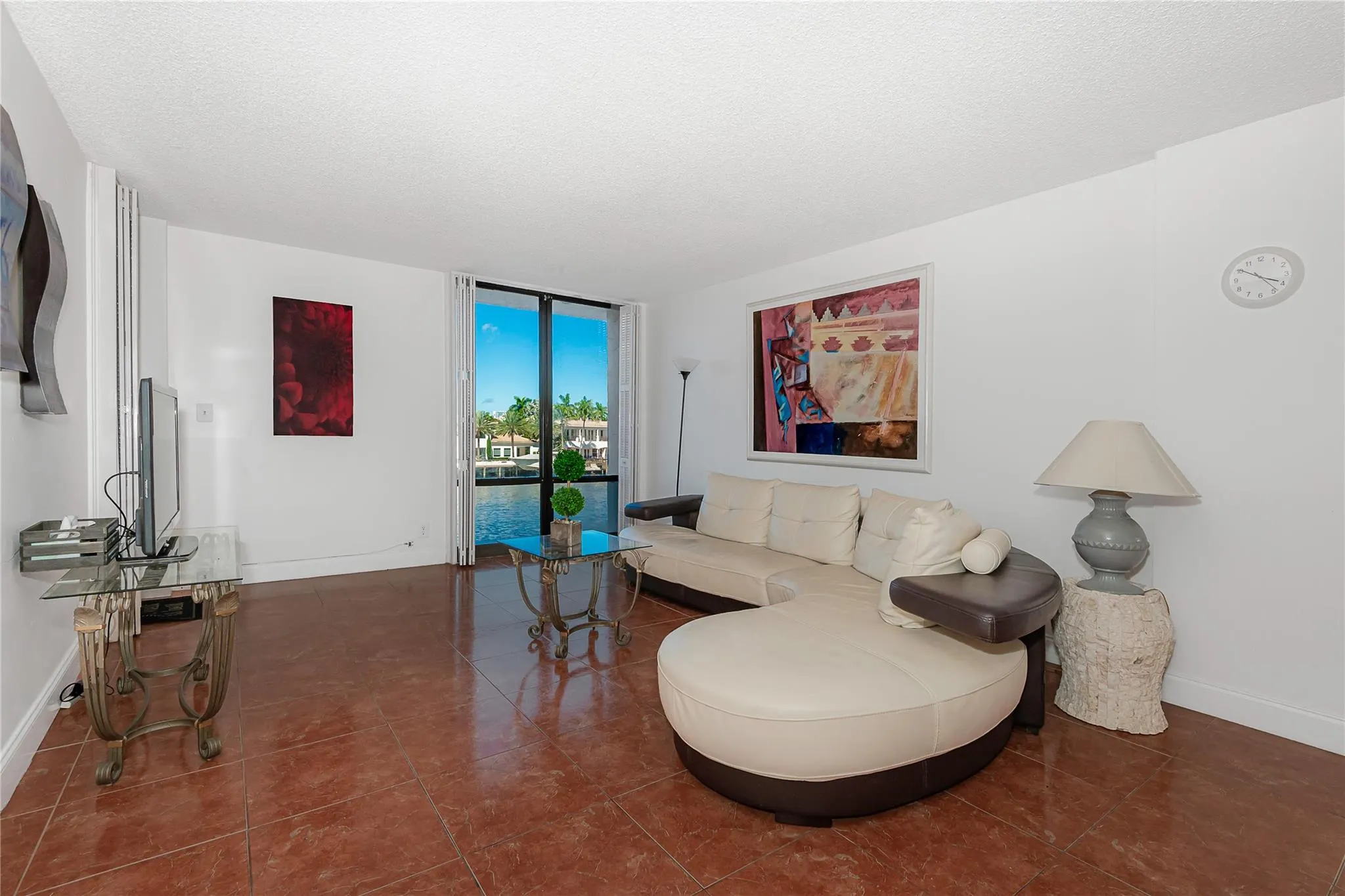 1600 S Ocean Dr, #3B