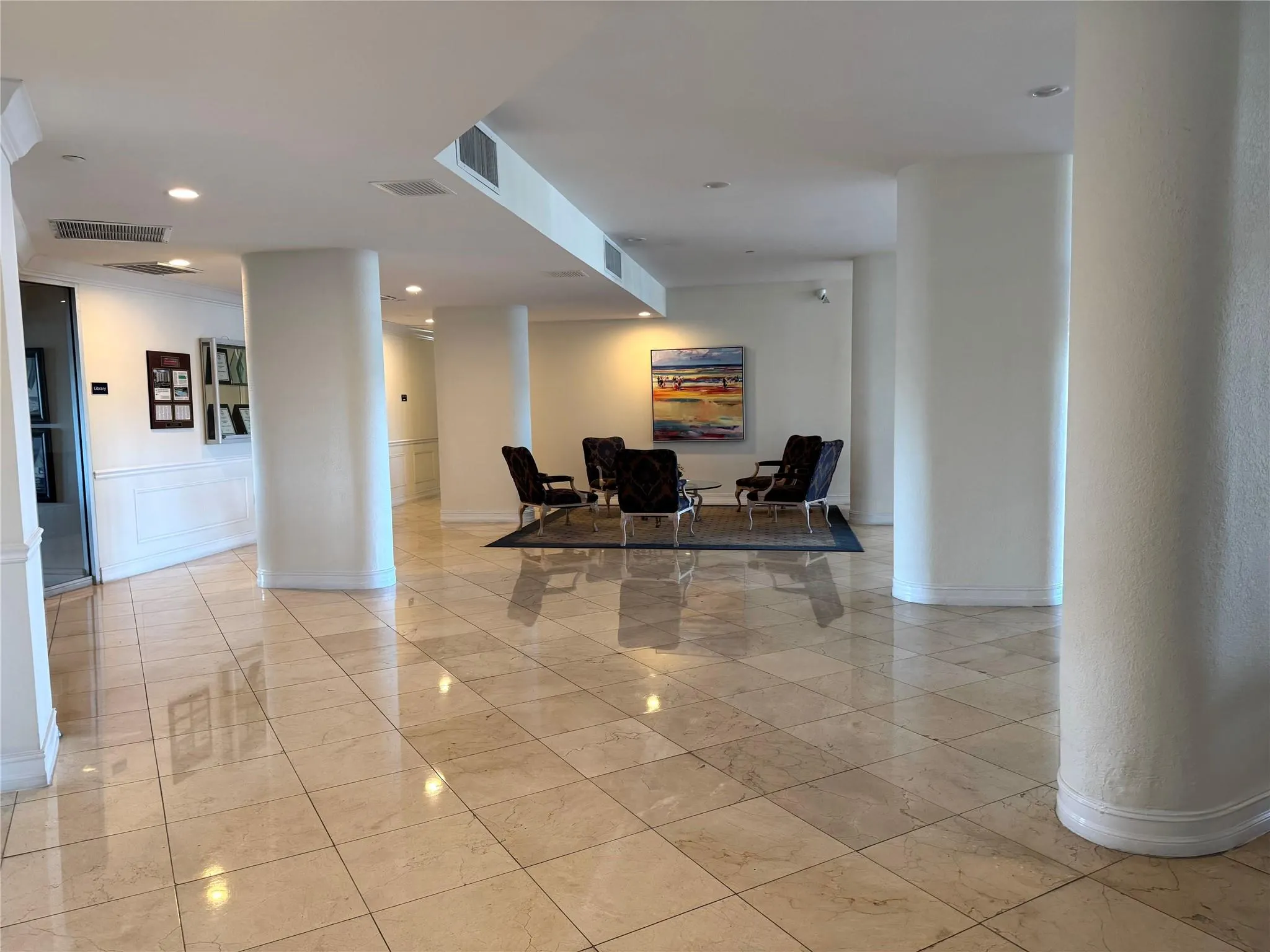 1 Las Olas Cir, #307