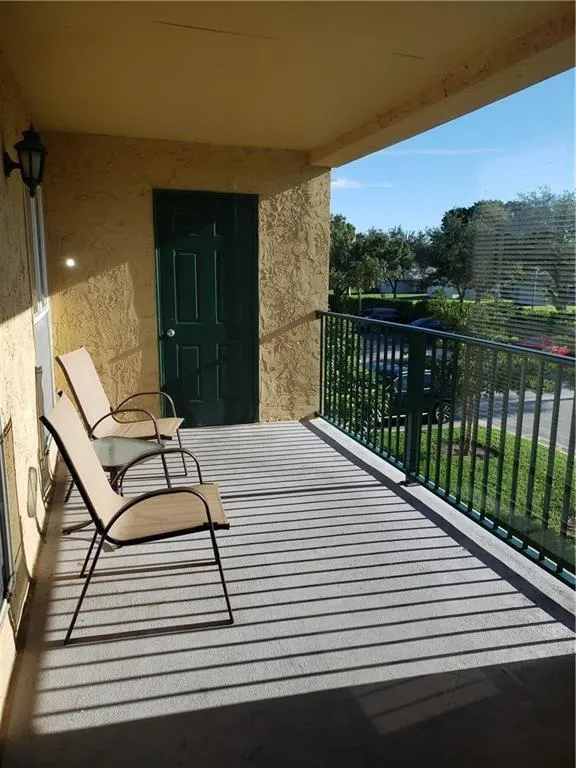 833 Riverside Dr, #824