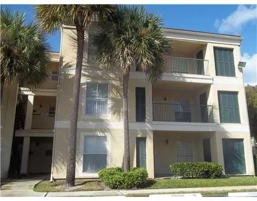 833 Riverside Dr, #824