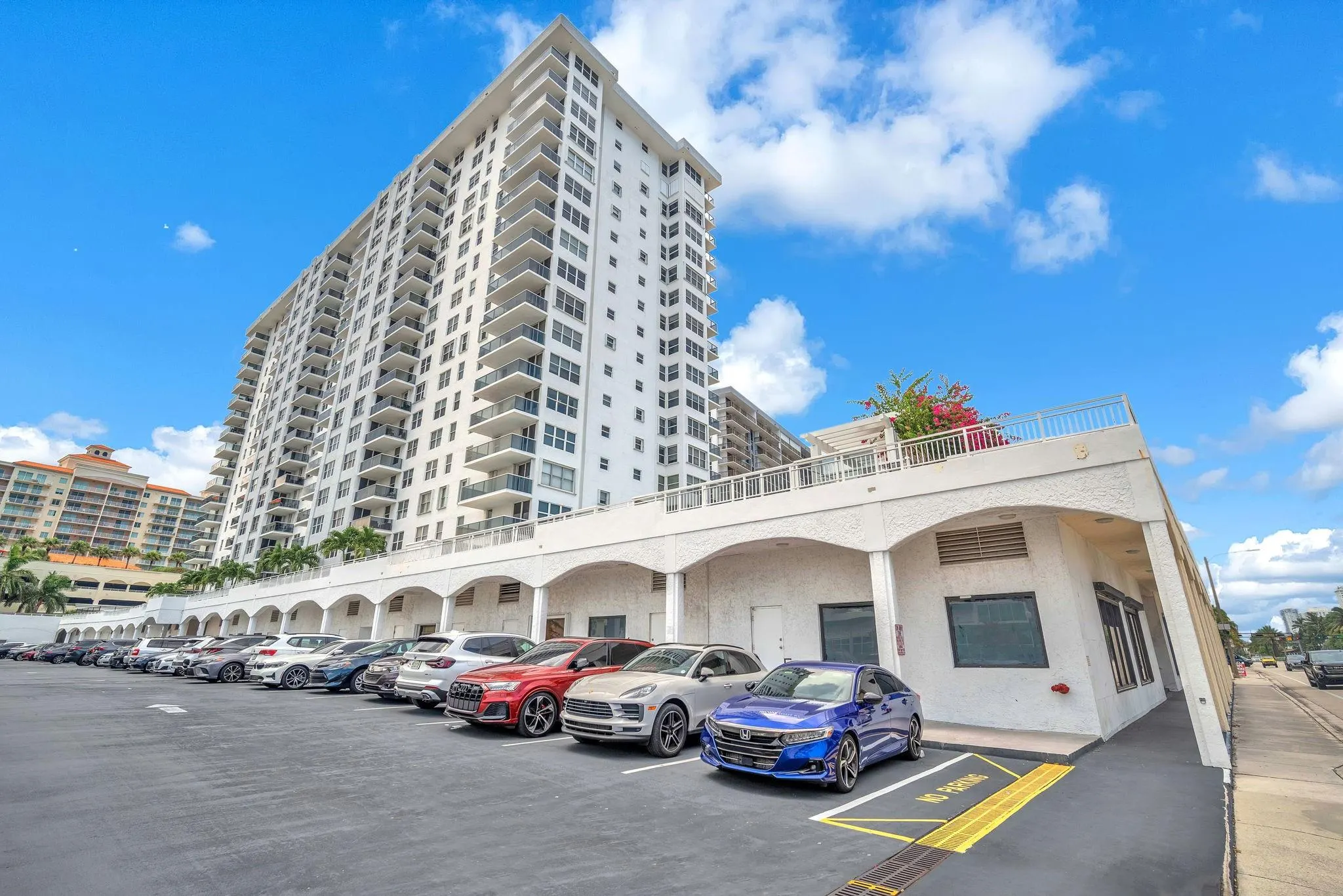 3015 N Ocean Blvd, #C116