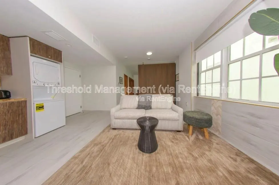 820 Ocean Dr, #305
