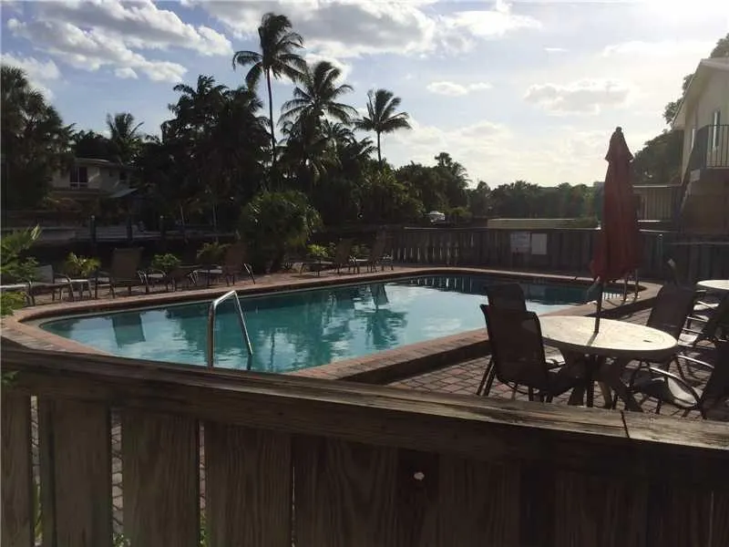 1812 E Oakland Park Blvd, #29
