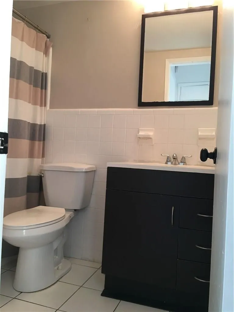 1812 E Oakland Park Blvd, #29