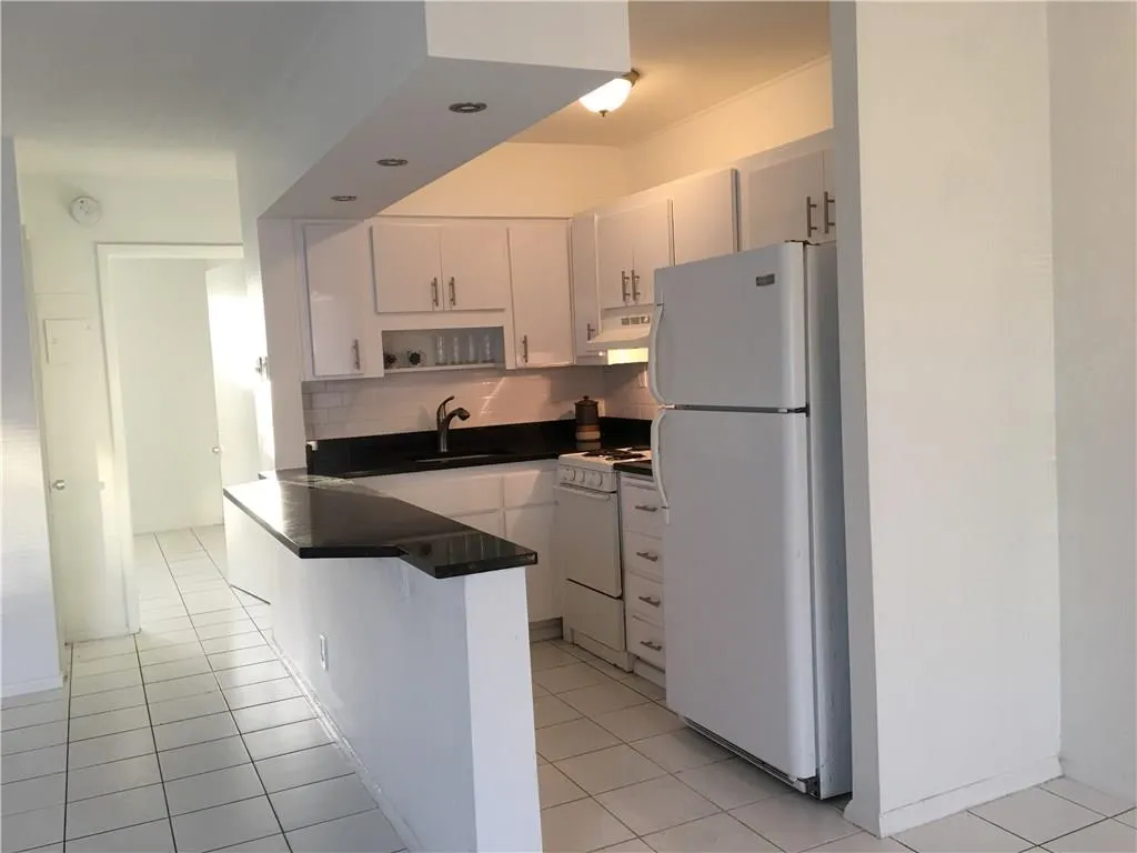 1812 E Oakland Park Blvd, #29