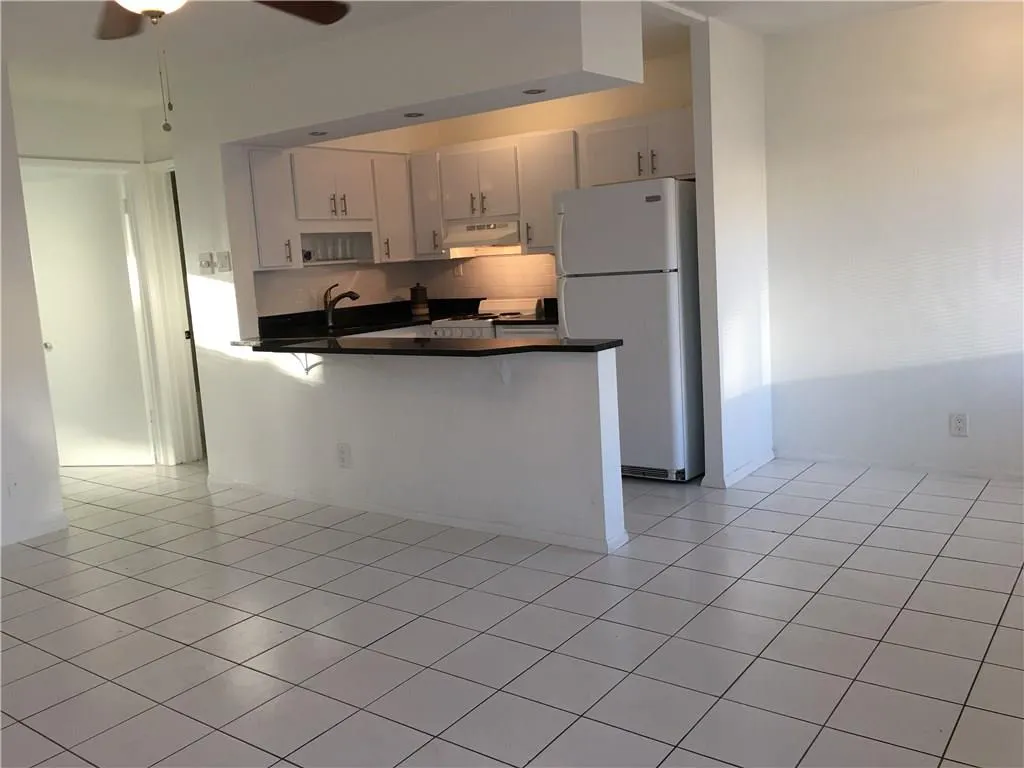 1812 E Oakland Park Blvd, #29