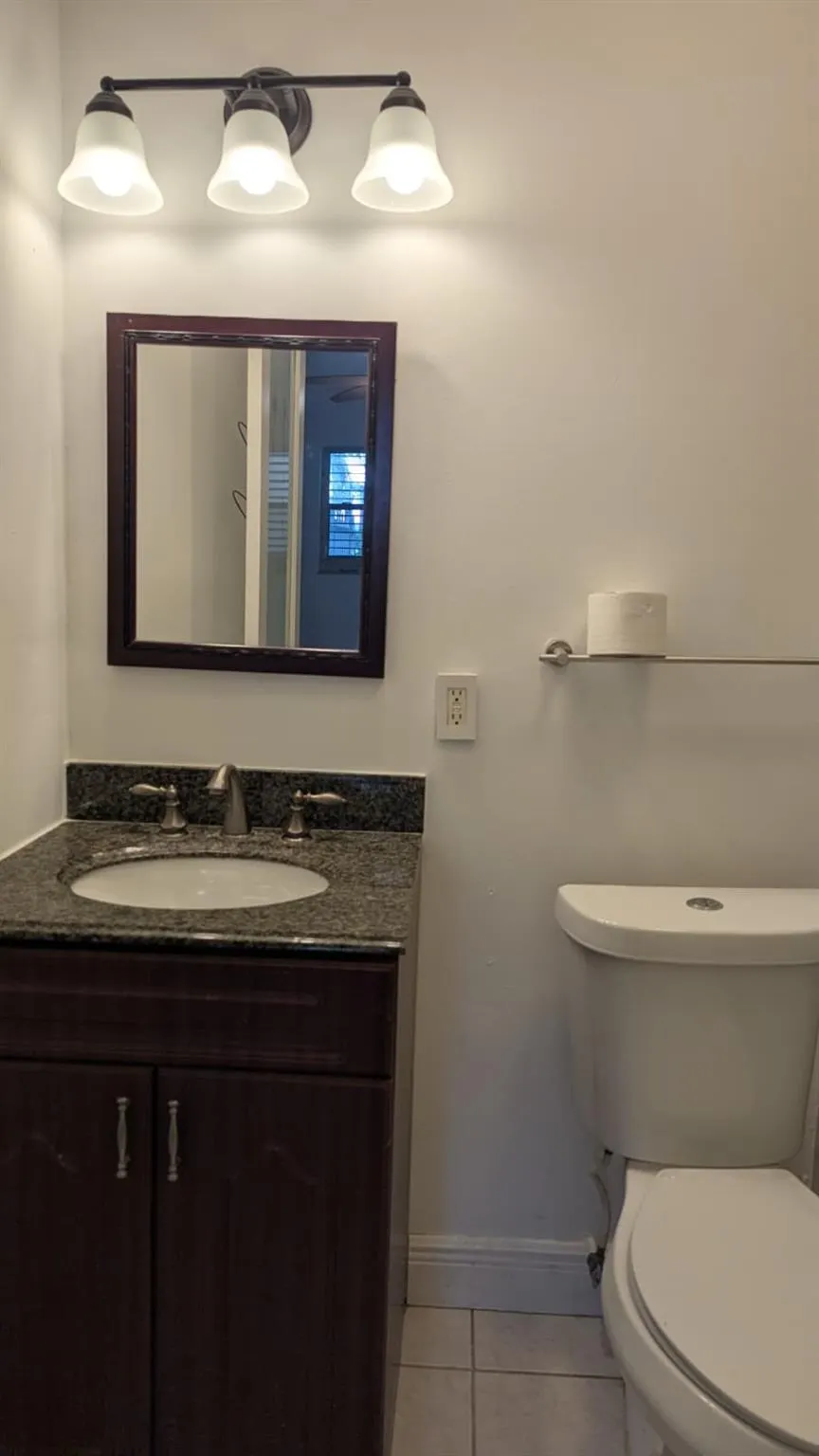 1450 Atlantic Shores Blvd, #117