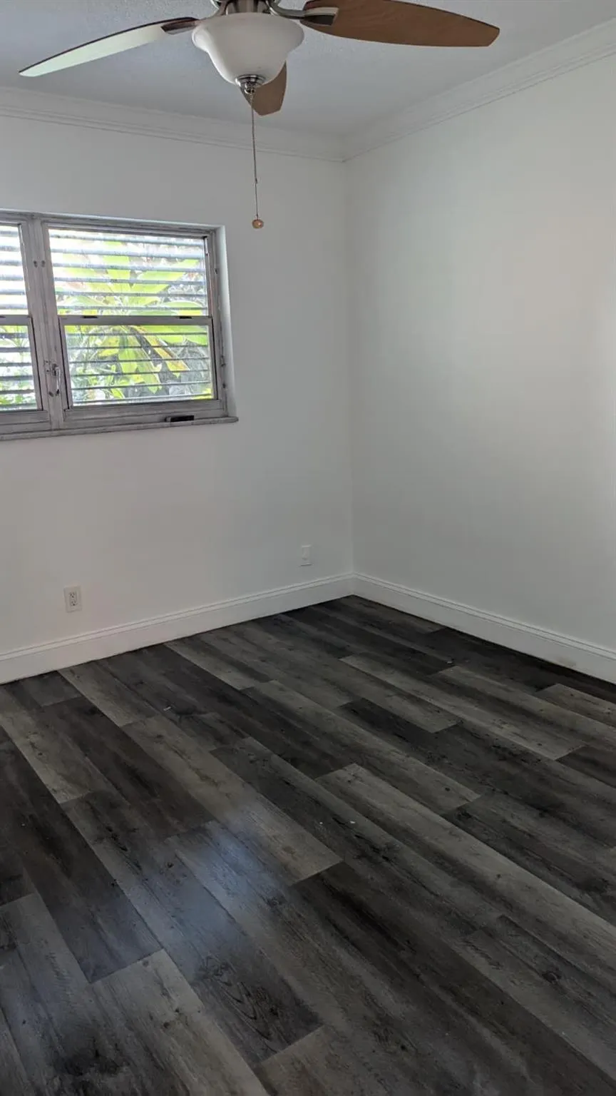 1450 Atlantic Shores Blvd, #117