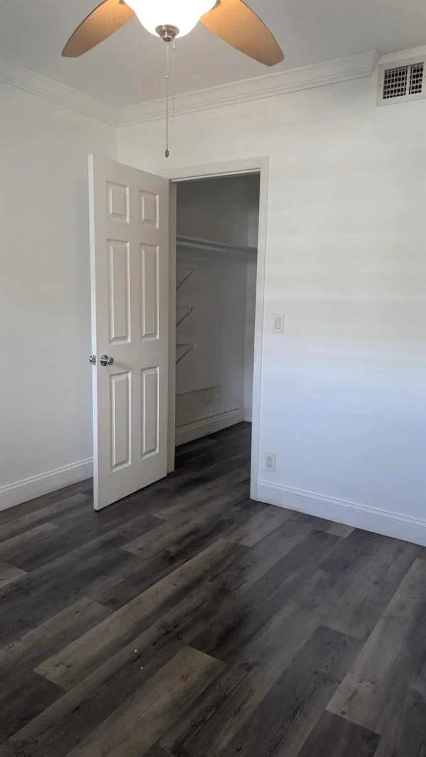 1450 Atlantic Shores Blvd, #117