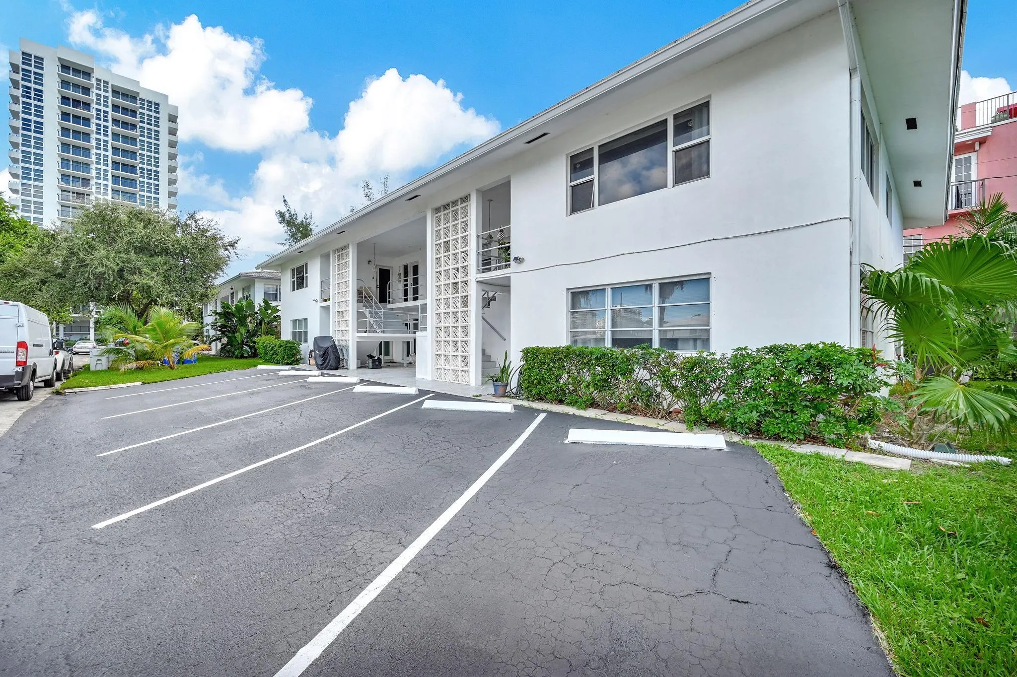 3208 Colony Club Rd