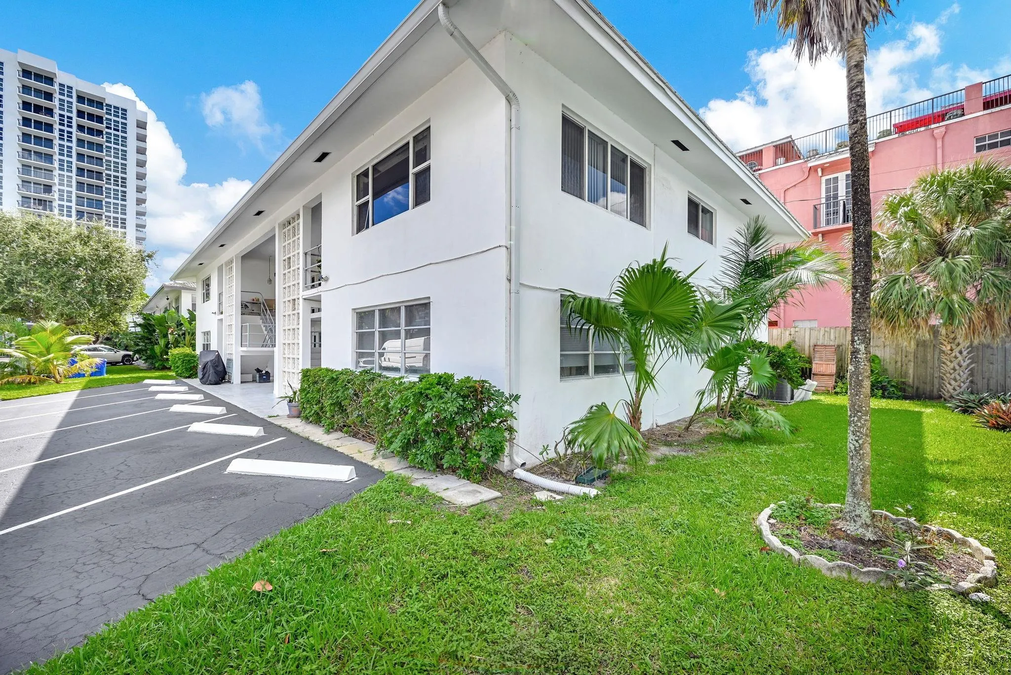 3208 Colony Club Rd