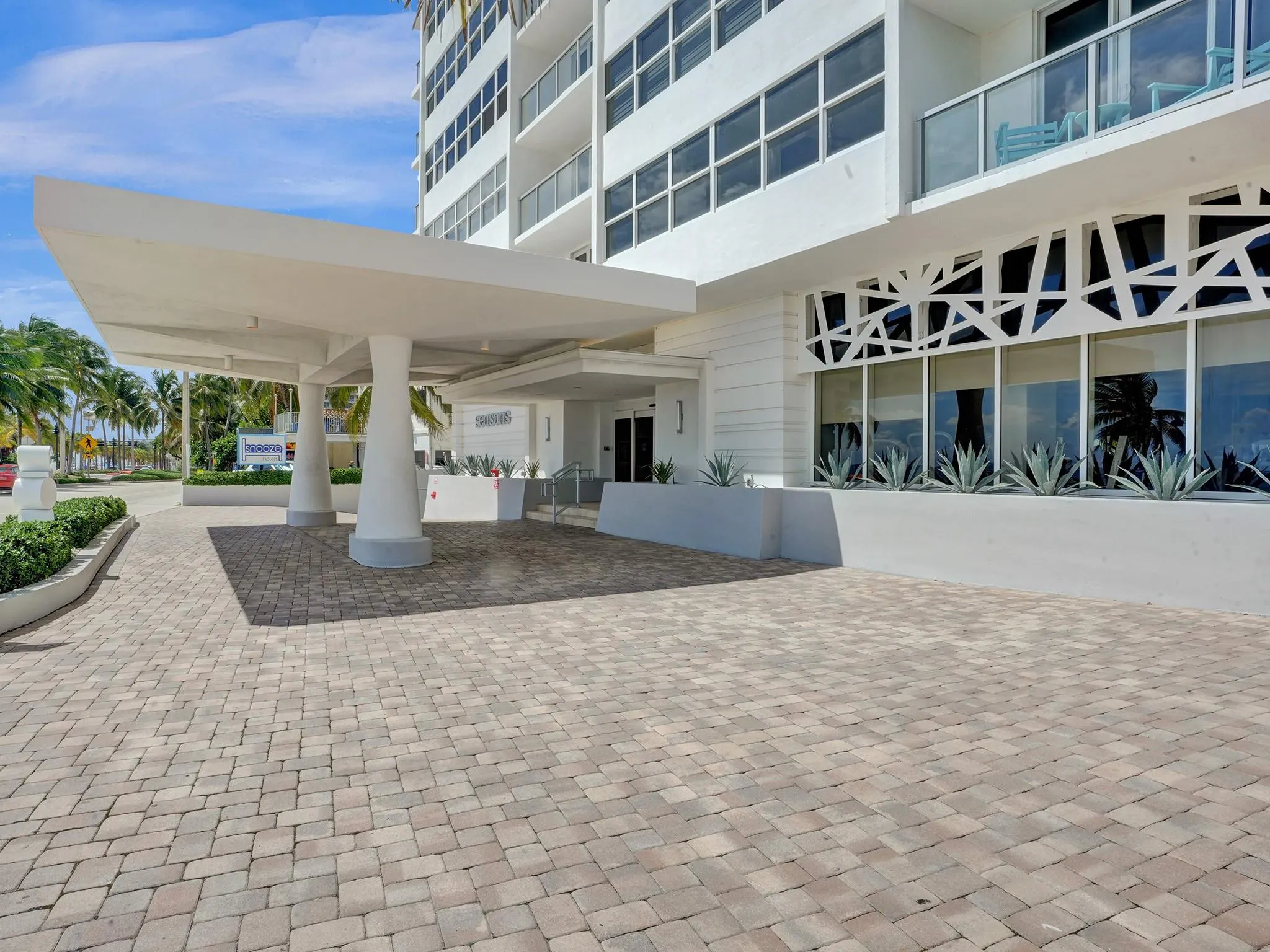 209 N Fort Lauderdale Beach Blvd, #17G